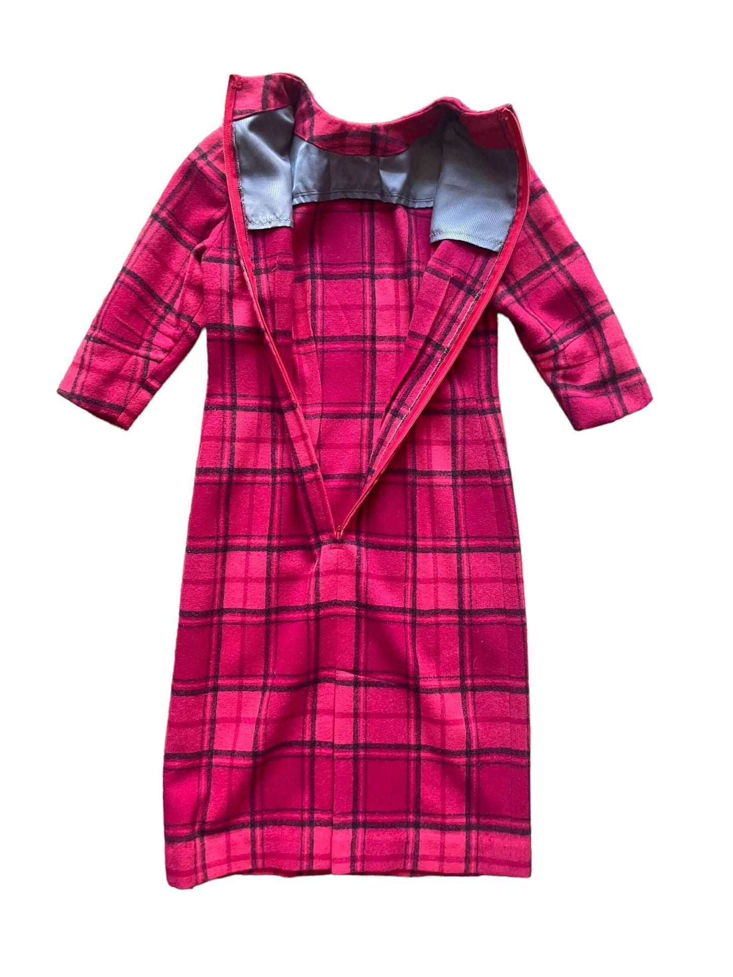 Full back view of Vintage 1960s Plaid Mod Dress SZ S | Seattle True Vintage | Barn Owl Ladies Clothing