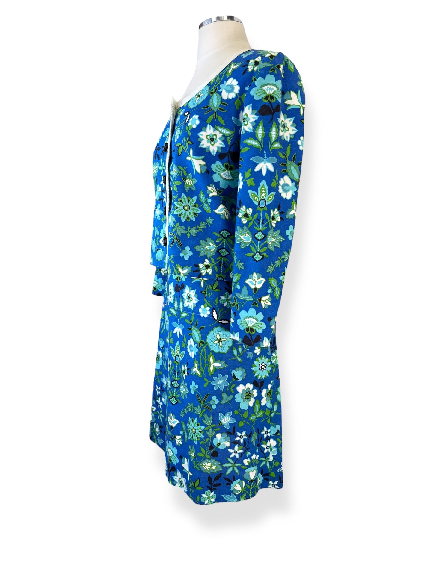 Side view of 1960s Handmade Floral Skirt Set S