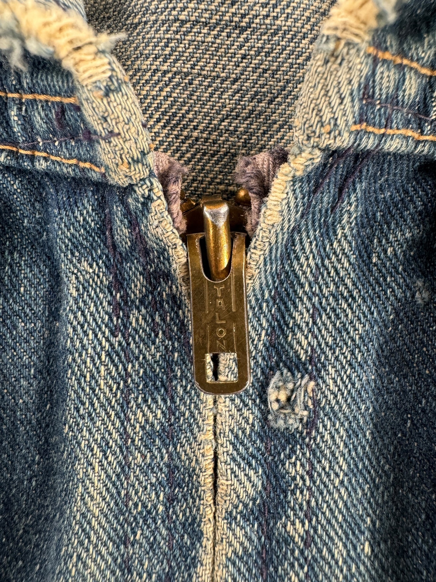 Zipper on Vintage Wrangler 24MJZ Jacket SZ 40