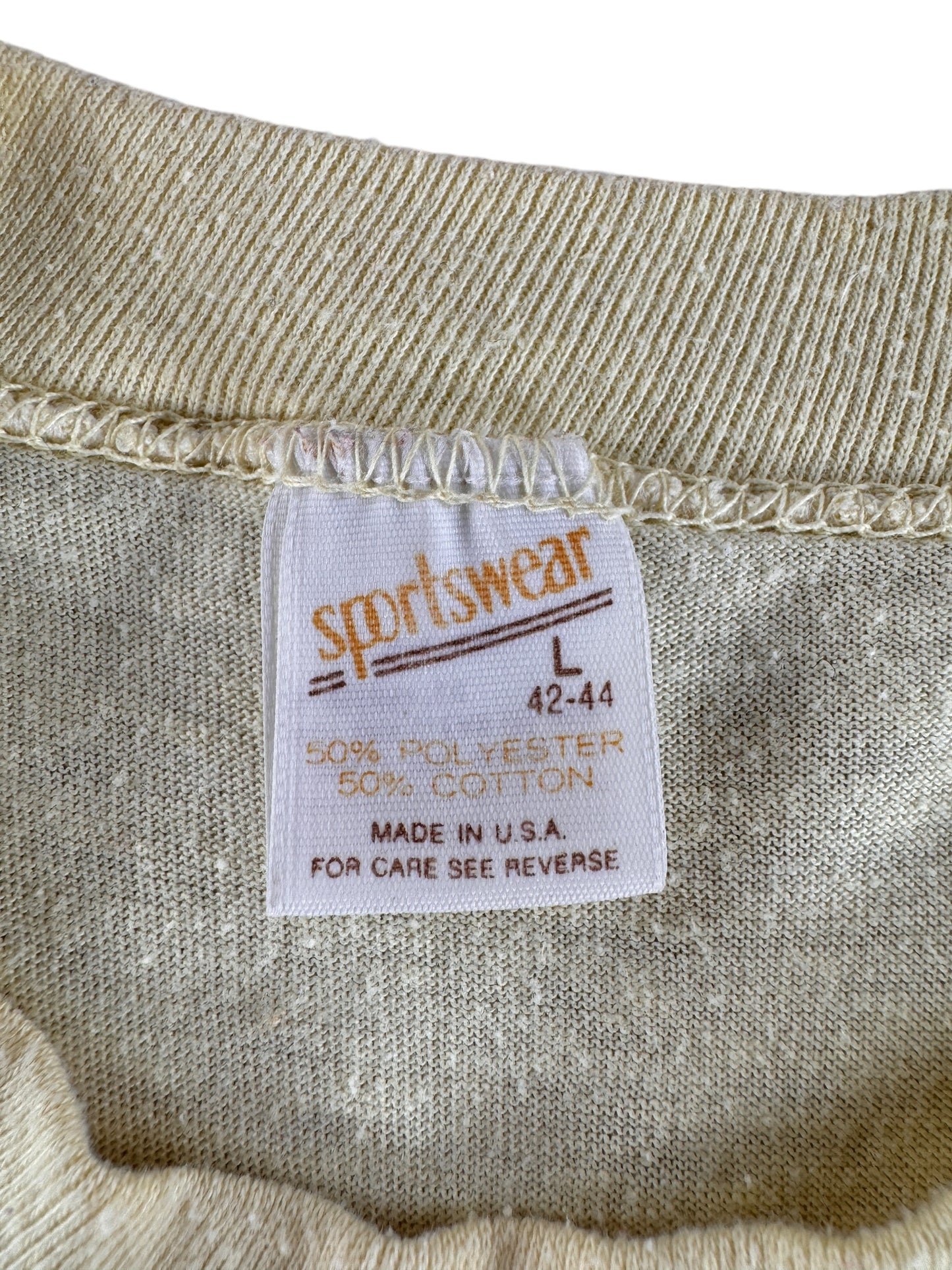 Tag on Vintage Mt St Helen's Bigfoot Tee SZ M