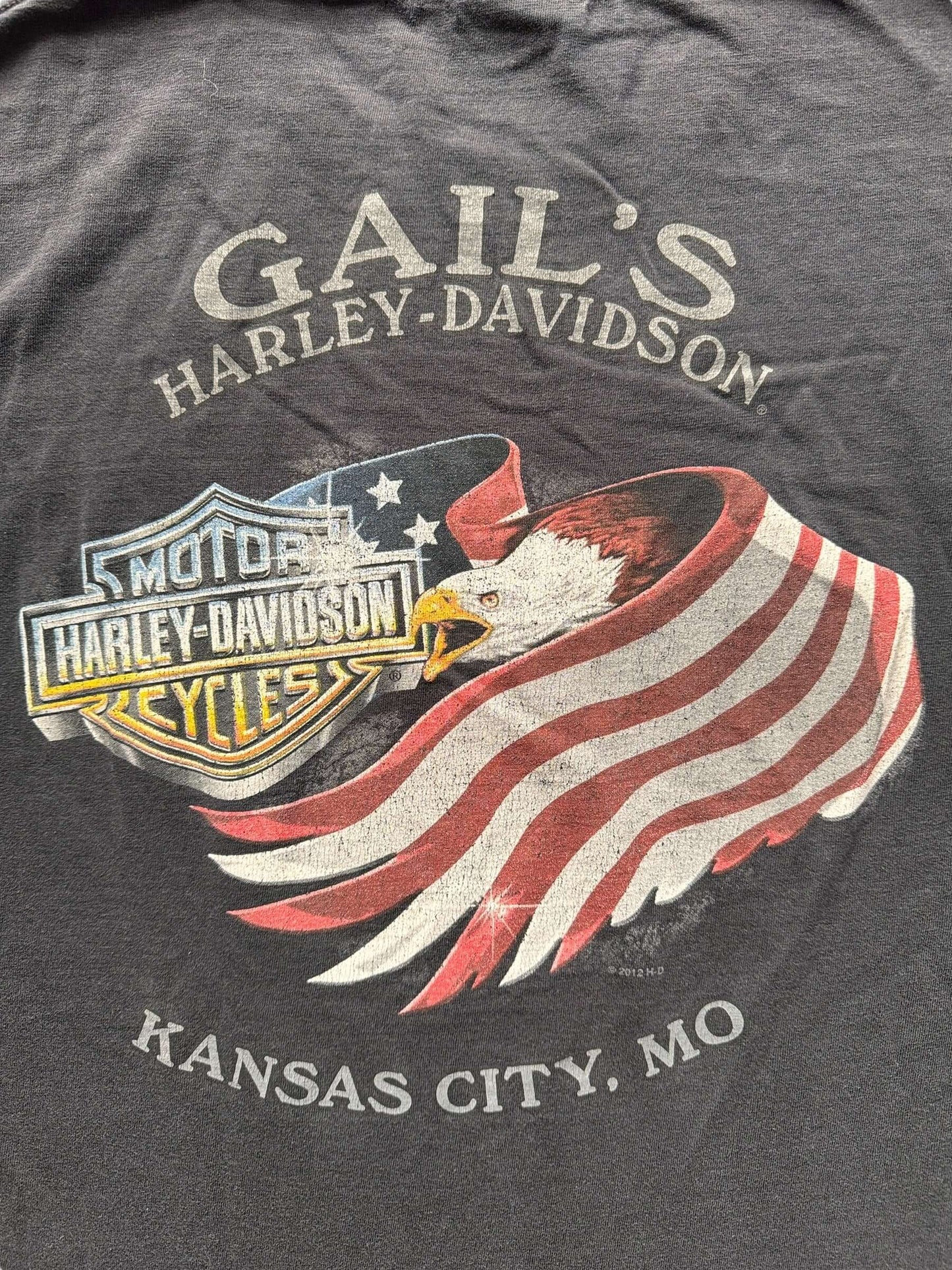 Back Graphic of 2015 Gail's Harley Davidson St Louis MO Tee SZ L