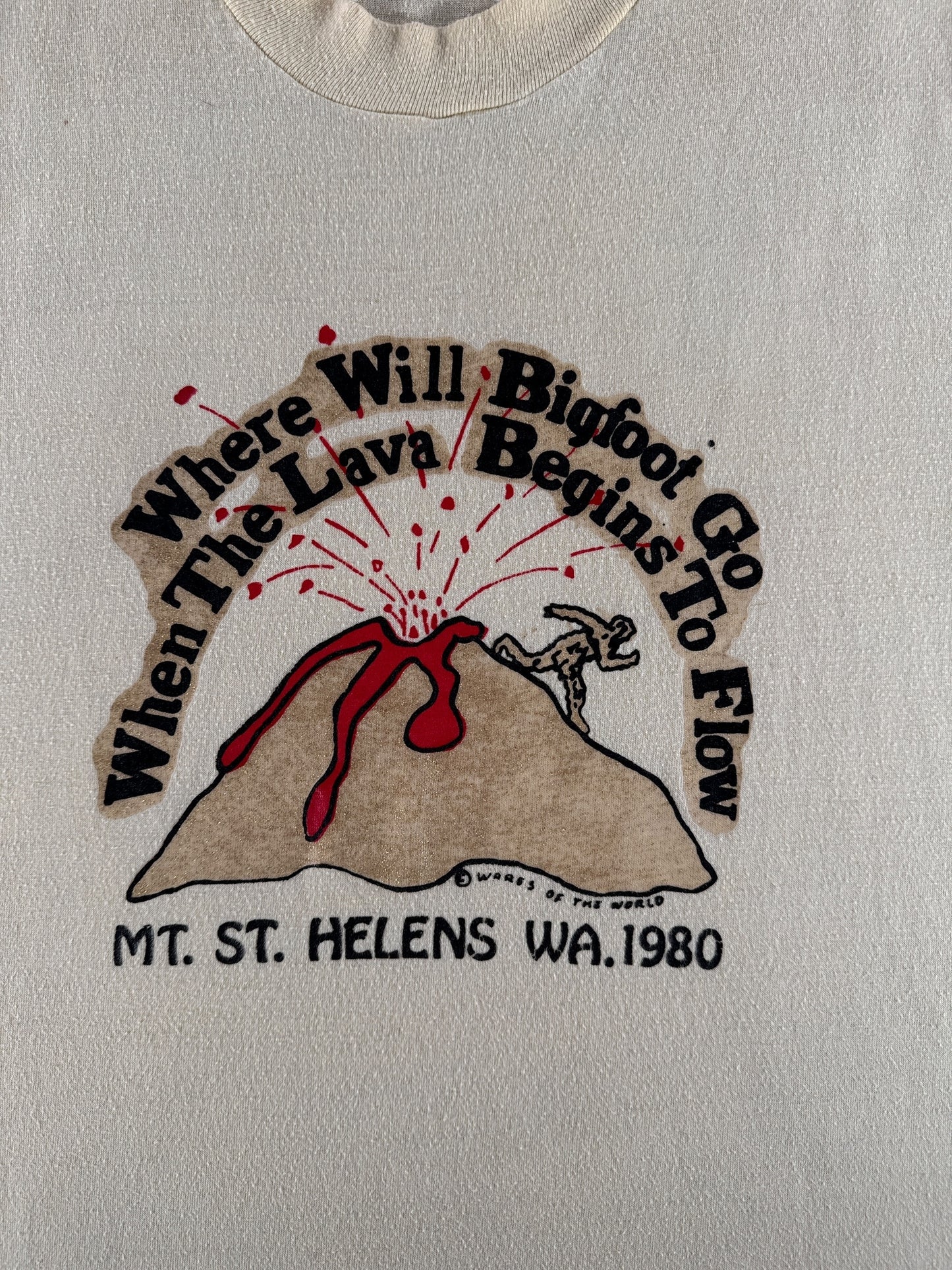 Front Graphic of Vintage Mt St Helen's Bigfoot Tee SZ M