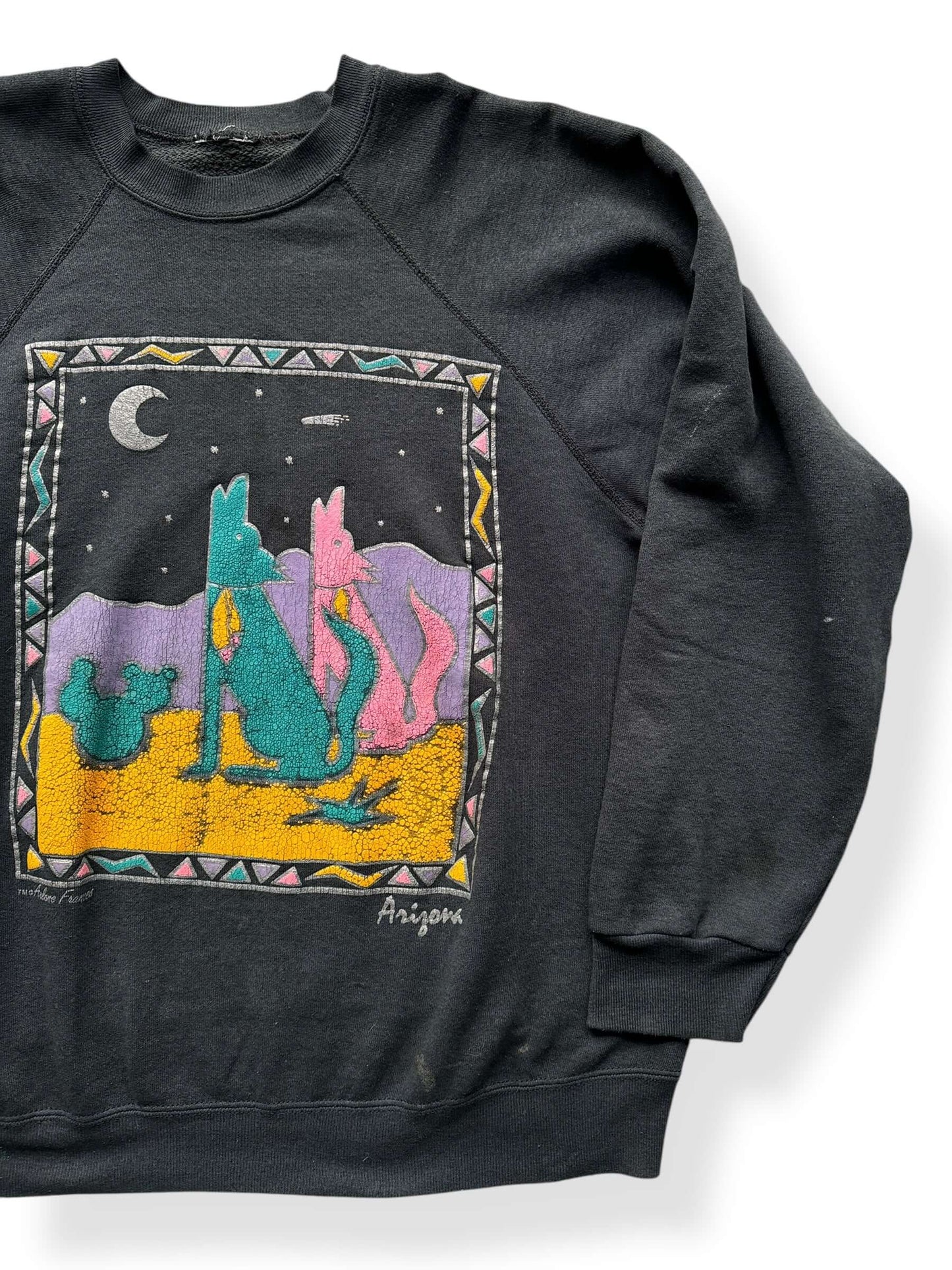 Front Left of Vintage Arizona Wolf Art Crewneck SZ XL