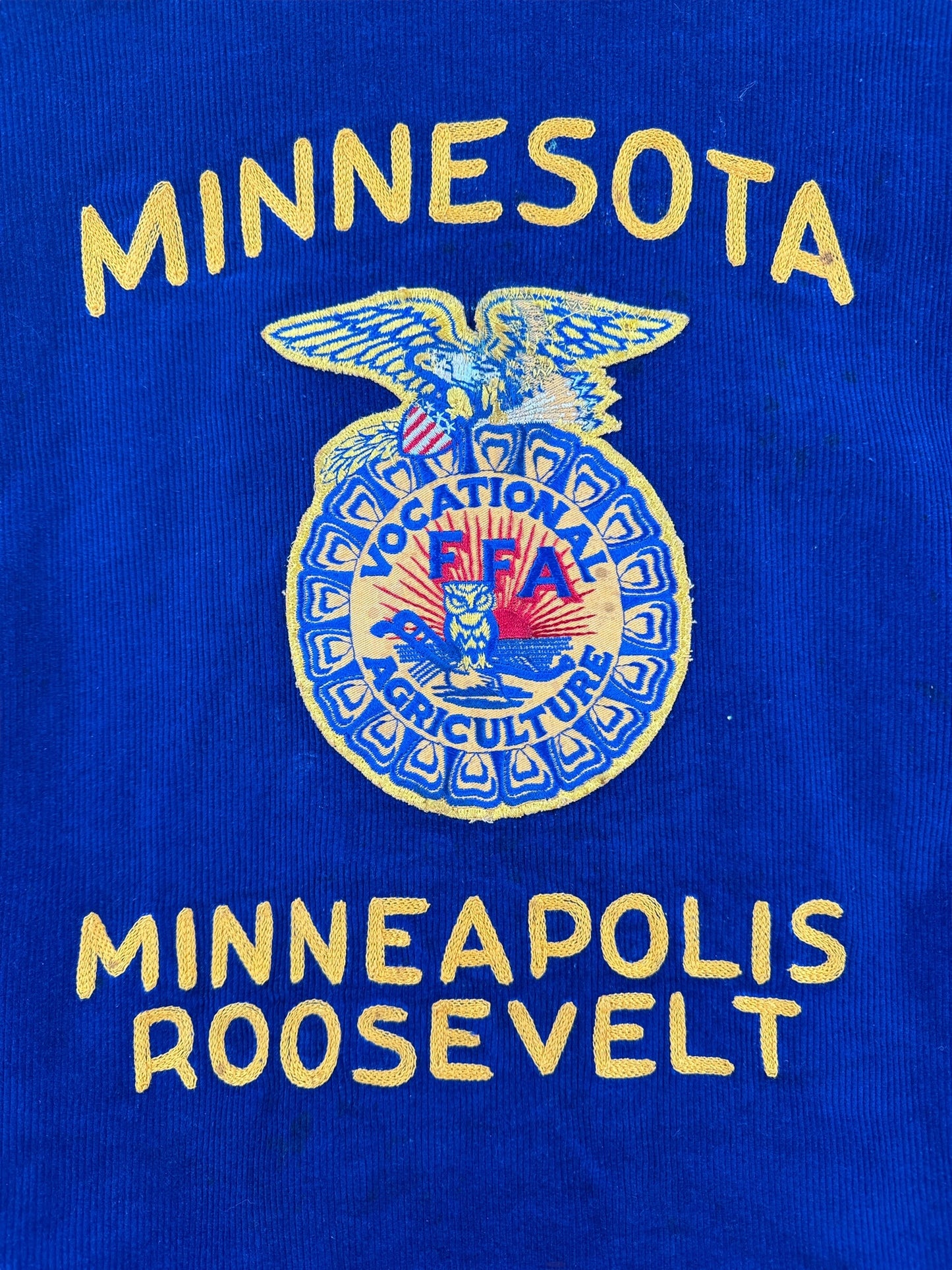 Back Stitching on Vintage Minnesota Minneapolis FFA Jacket SZ 44