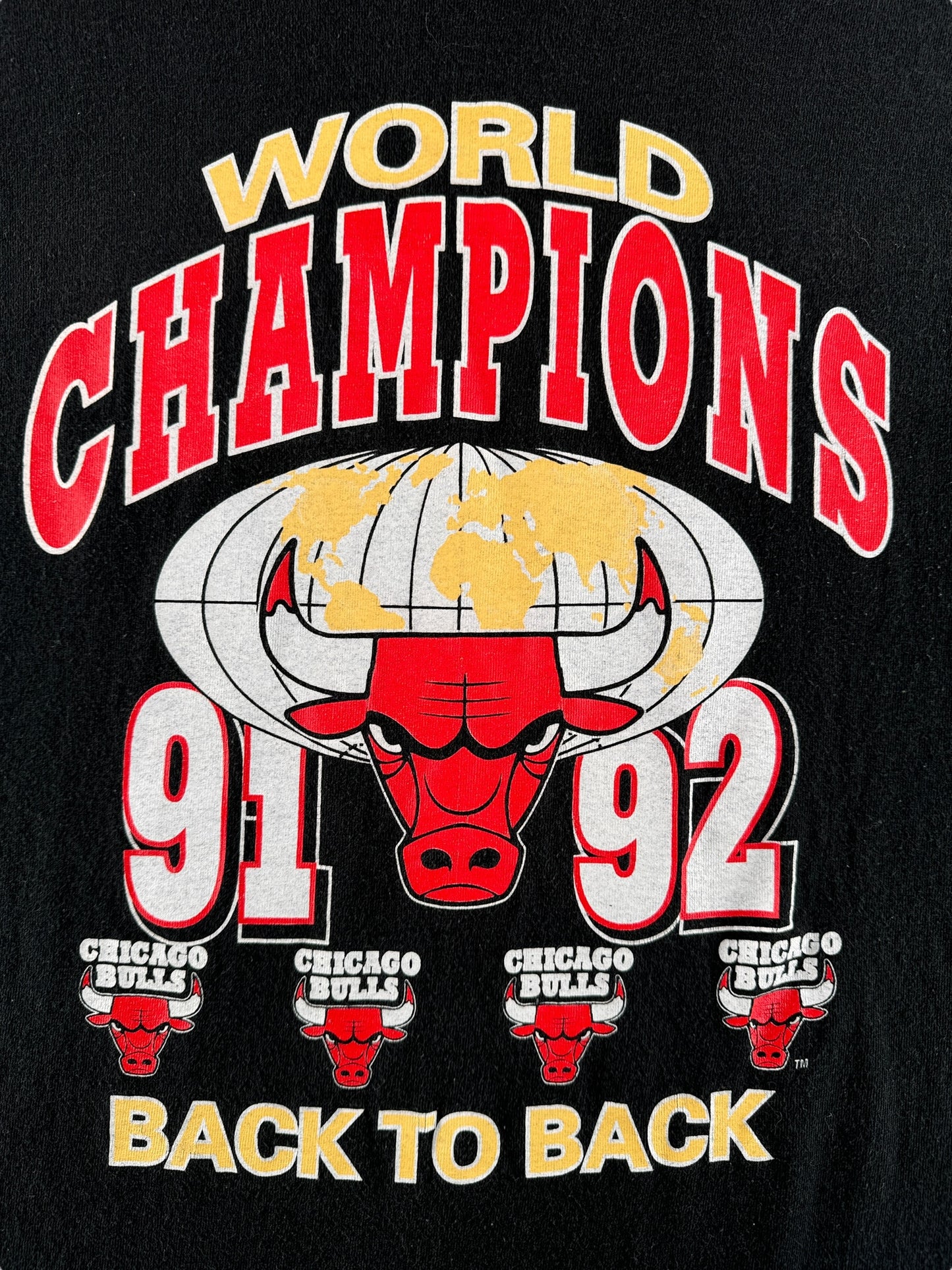 Front Graphic of Vintage Chicago Bulls Back to Back World Champions Tee SZ XL