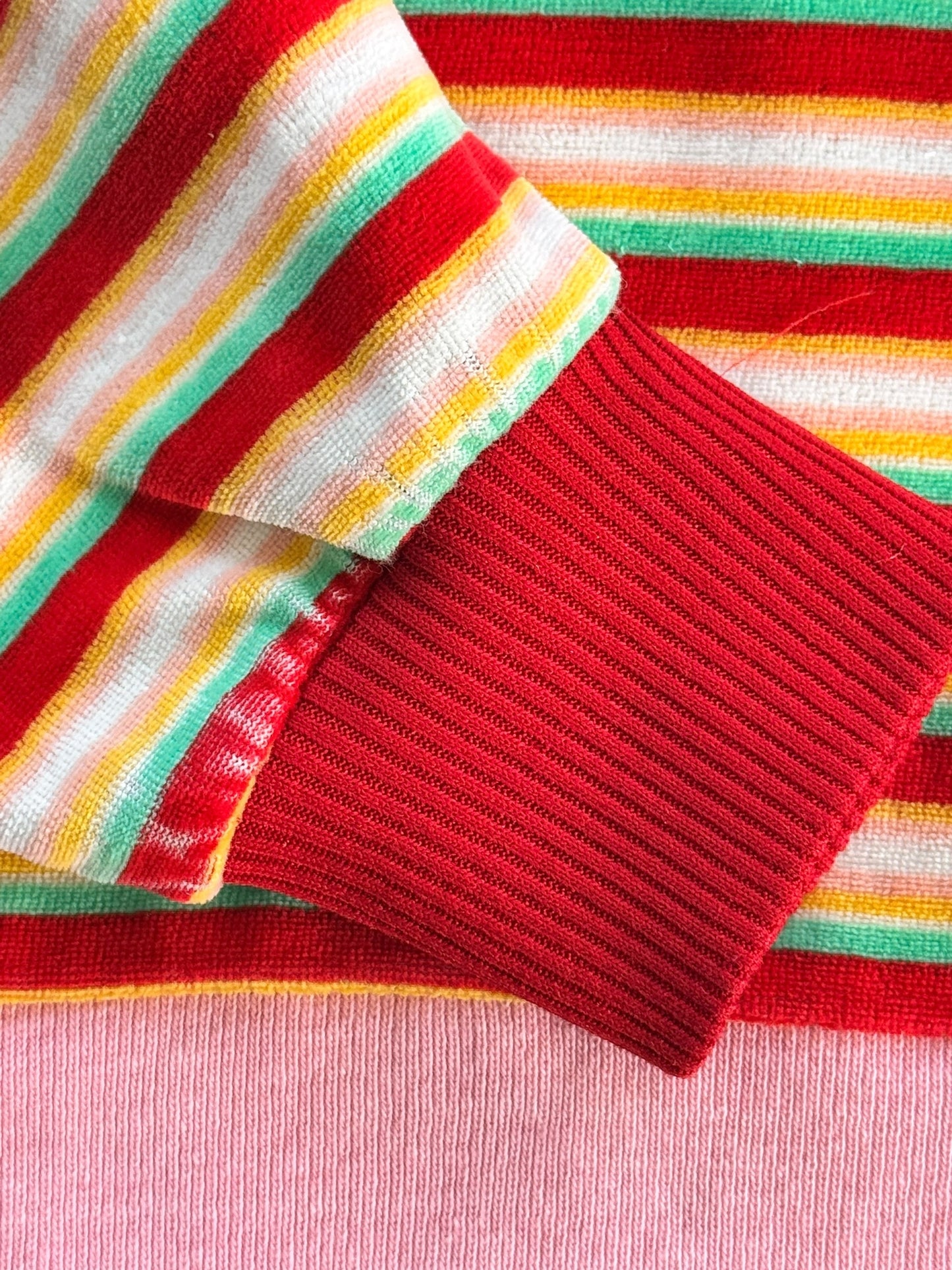 Worn cuff of 1970s Striped Velour Top M