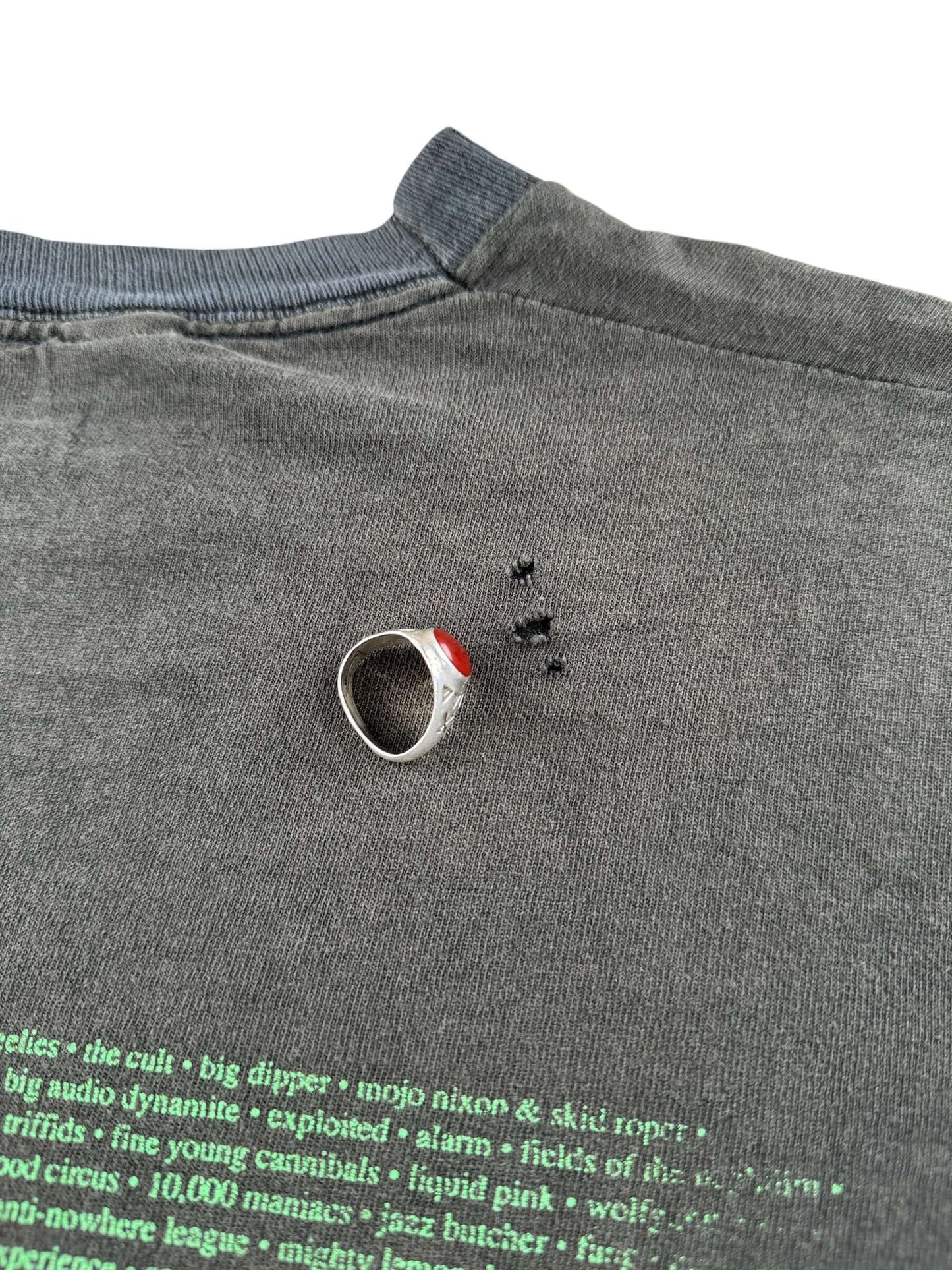 Small hole on back of Vintage 90s WAMH Tee SZ L
