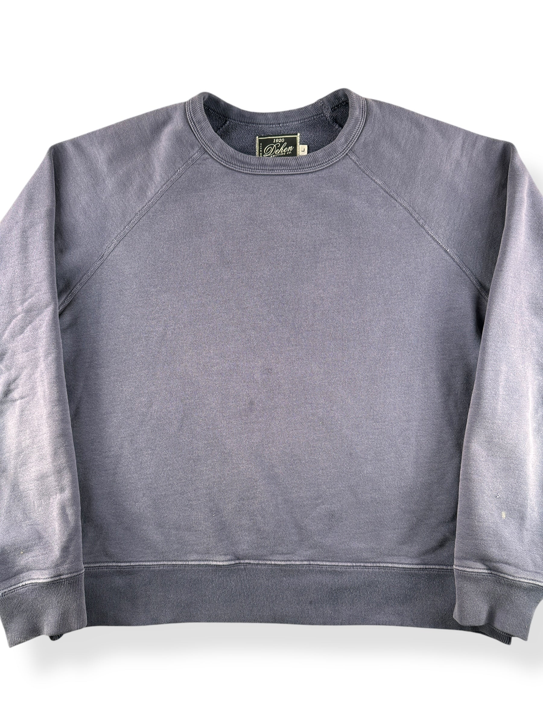 Front Close Up of Modern Dehen Heavy Duty Crew Blue SZ L
