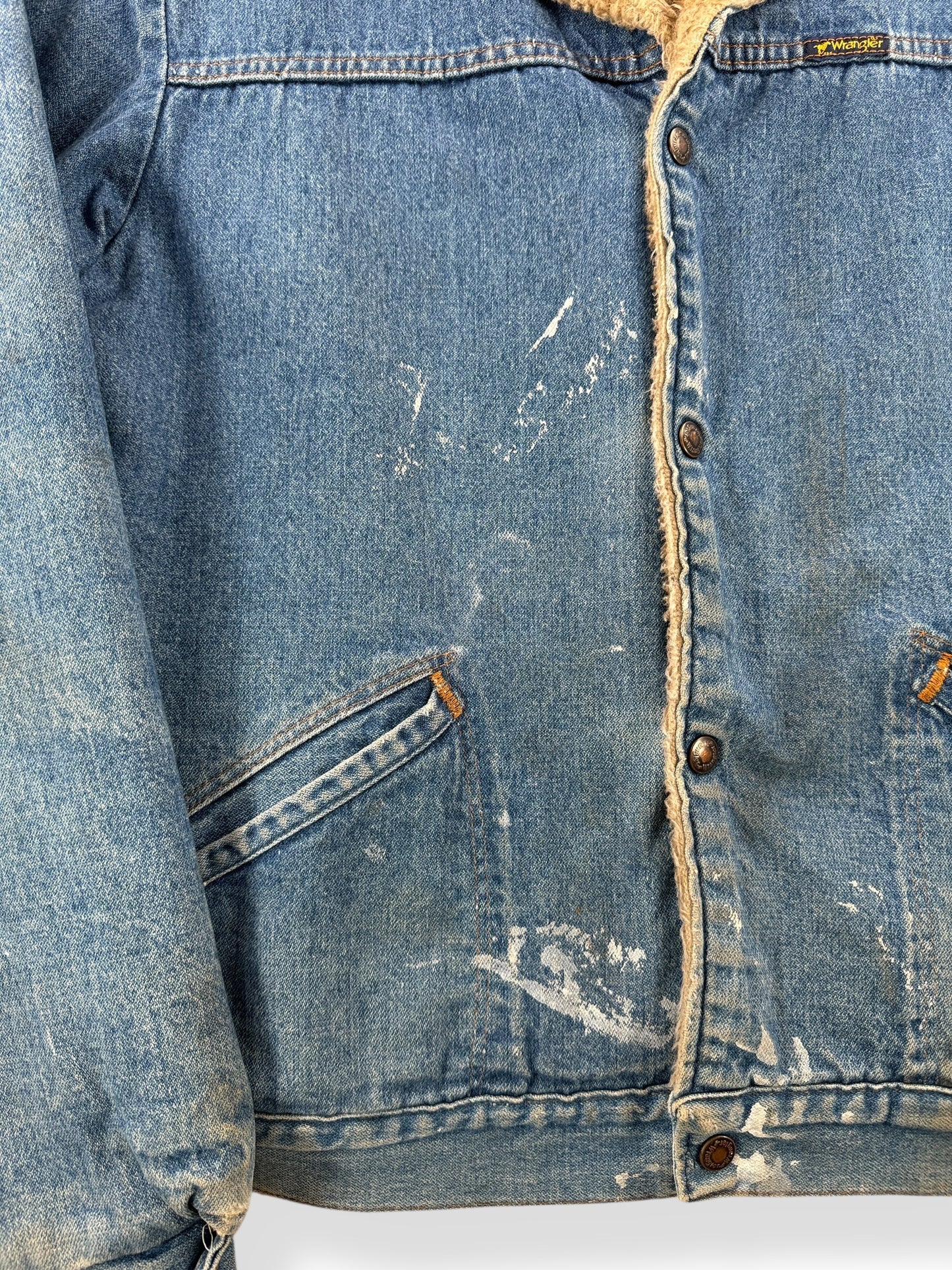 Stains on Vintage Wrangler 74230NV Shearling Lined Denim Jacket SZ 44