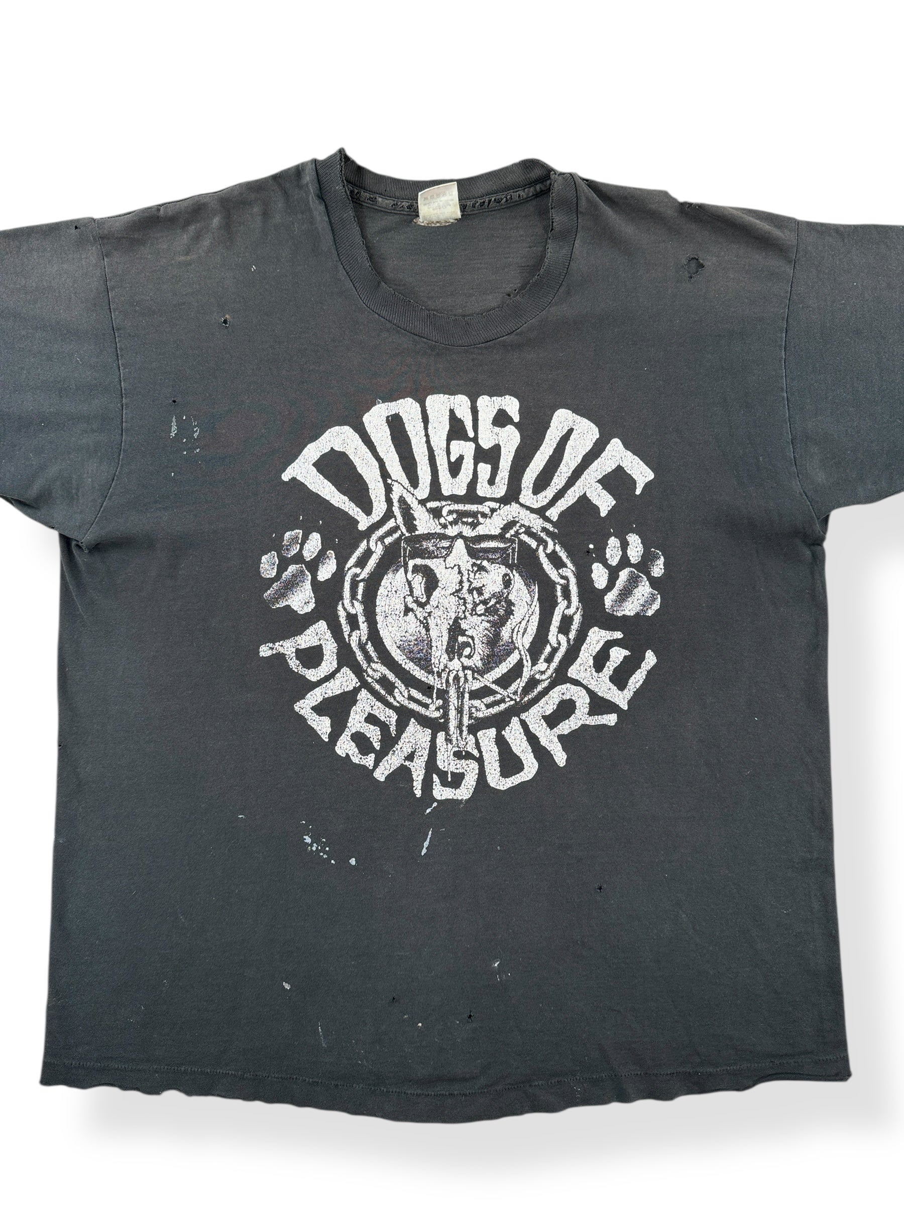 Front Close Up of Vintage Dogs of Pleasure Band Tee SZ XL