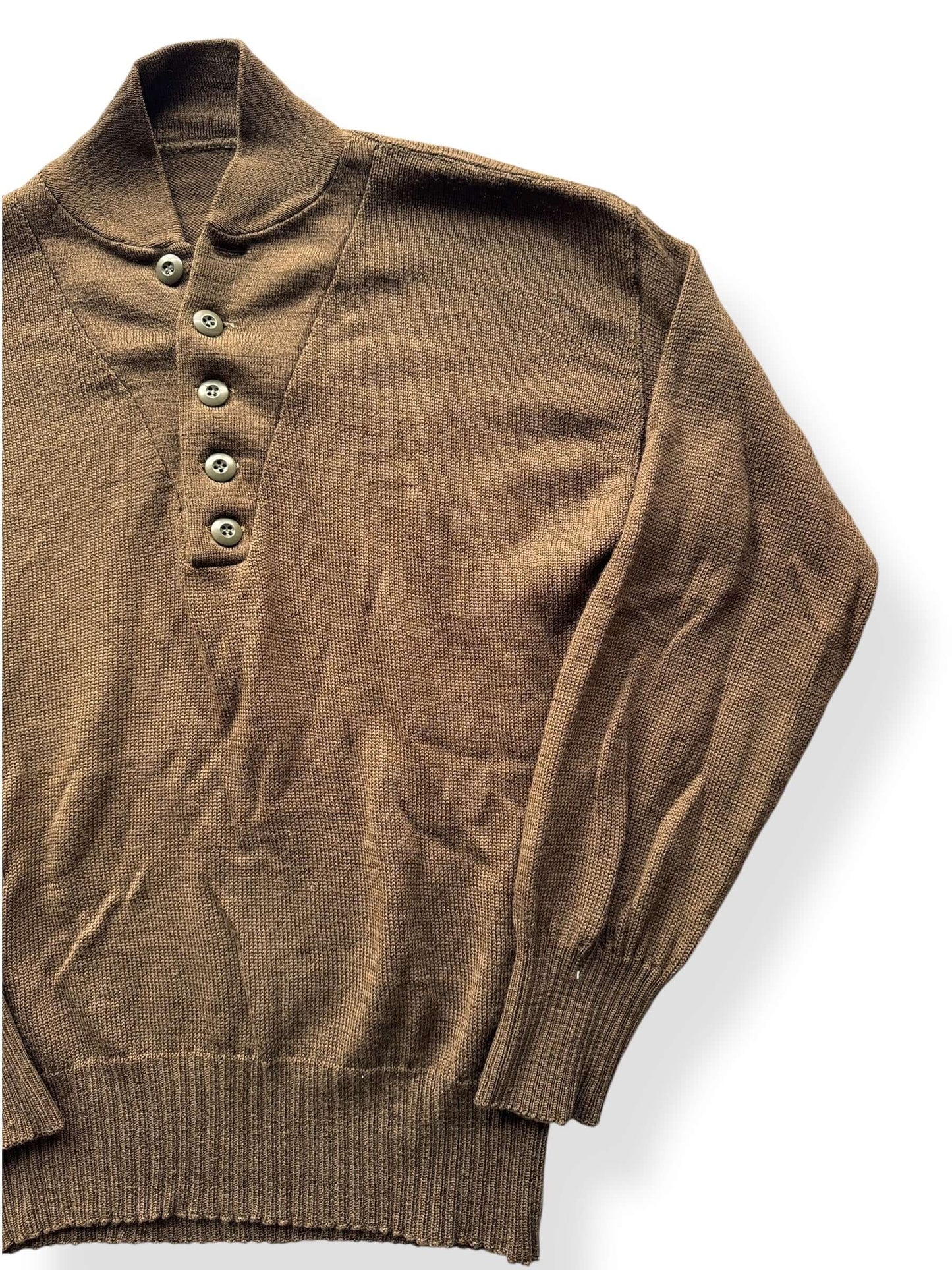 Front Left of US Military Wool Blend Henley SZ XL