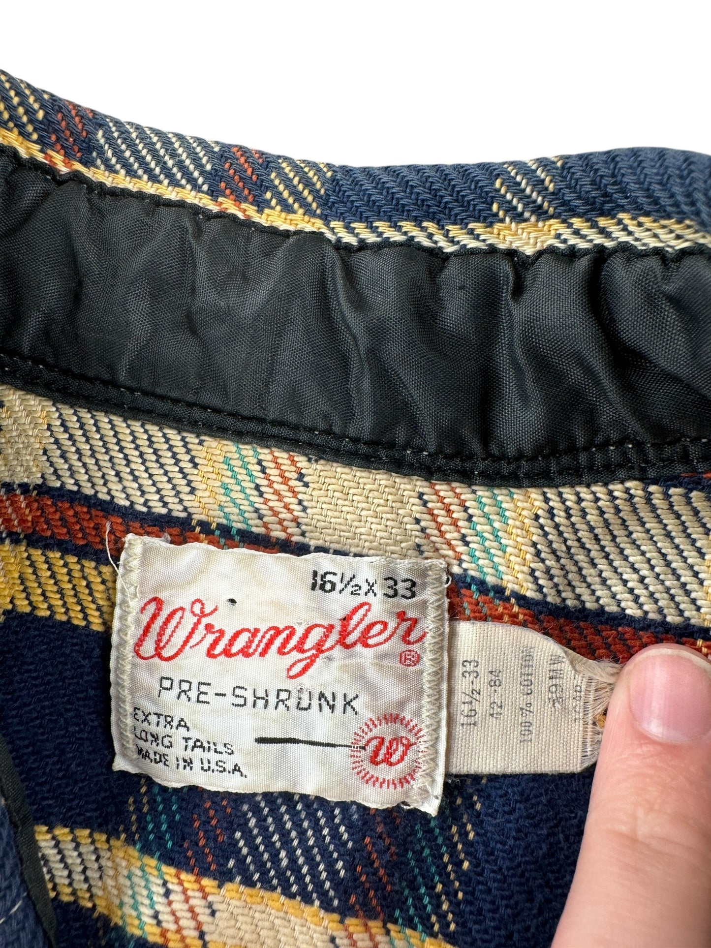 Tag on Vintage Wrangler Cotton Flannel Pearl Snap SZ L