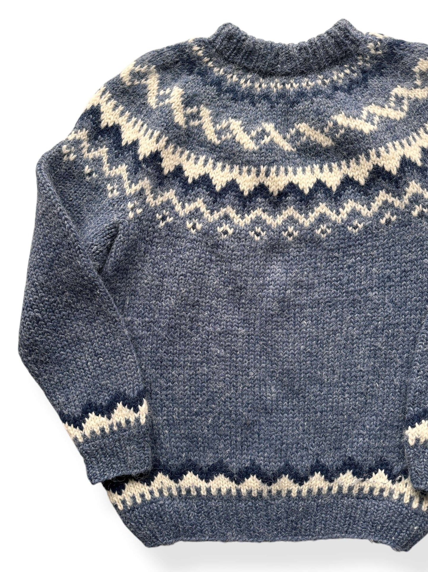 Front Right of Vintage Blue & White Handknit Icelandic Sweater SZ XL