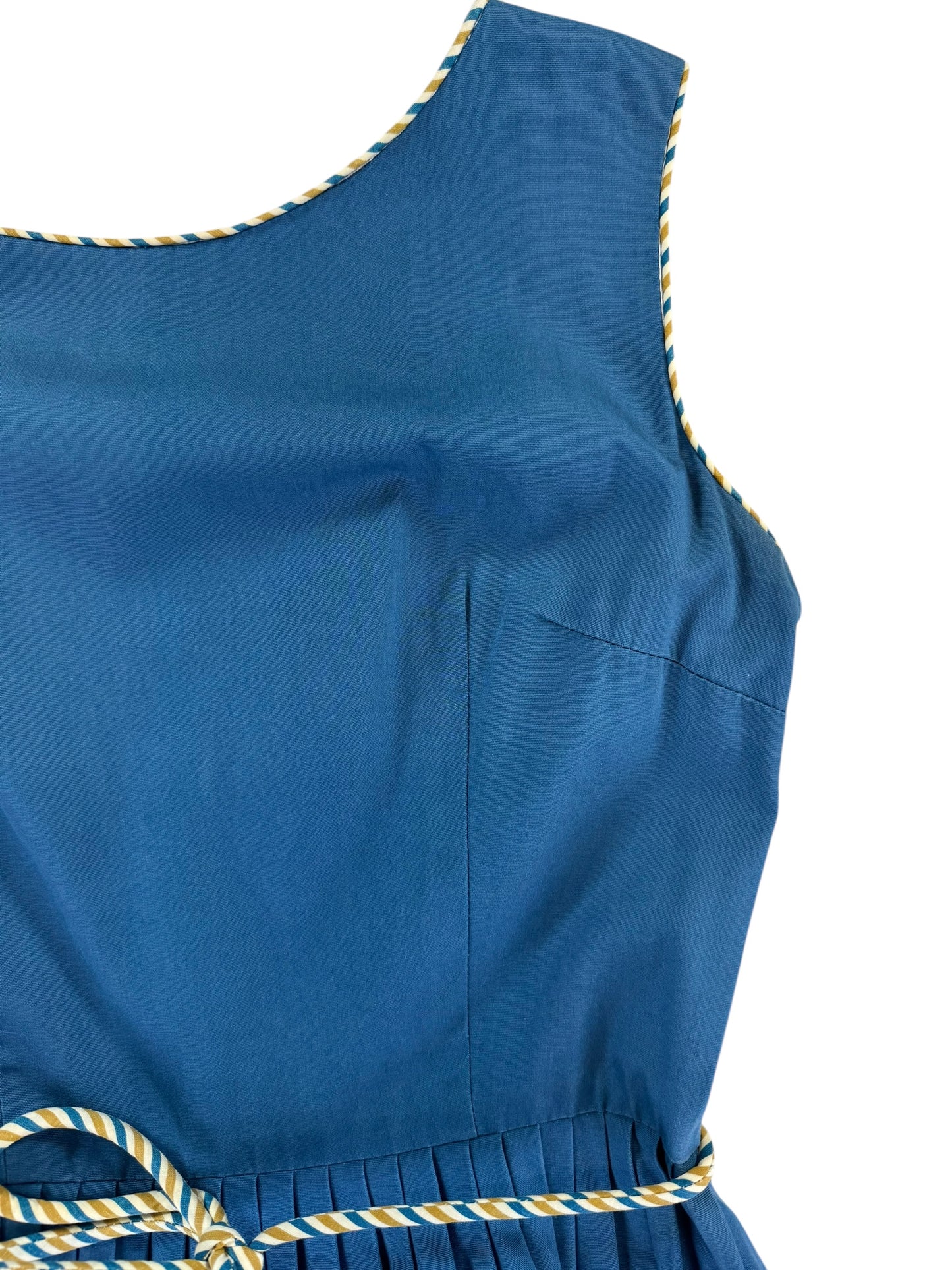 Front left shoulder of 1950s Blue Cotton Dress M