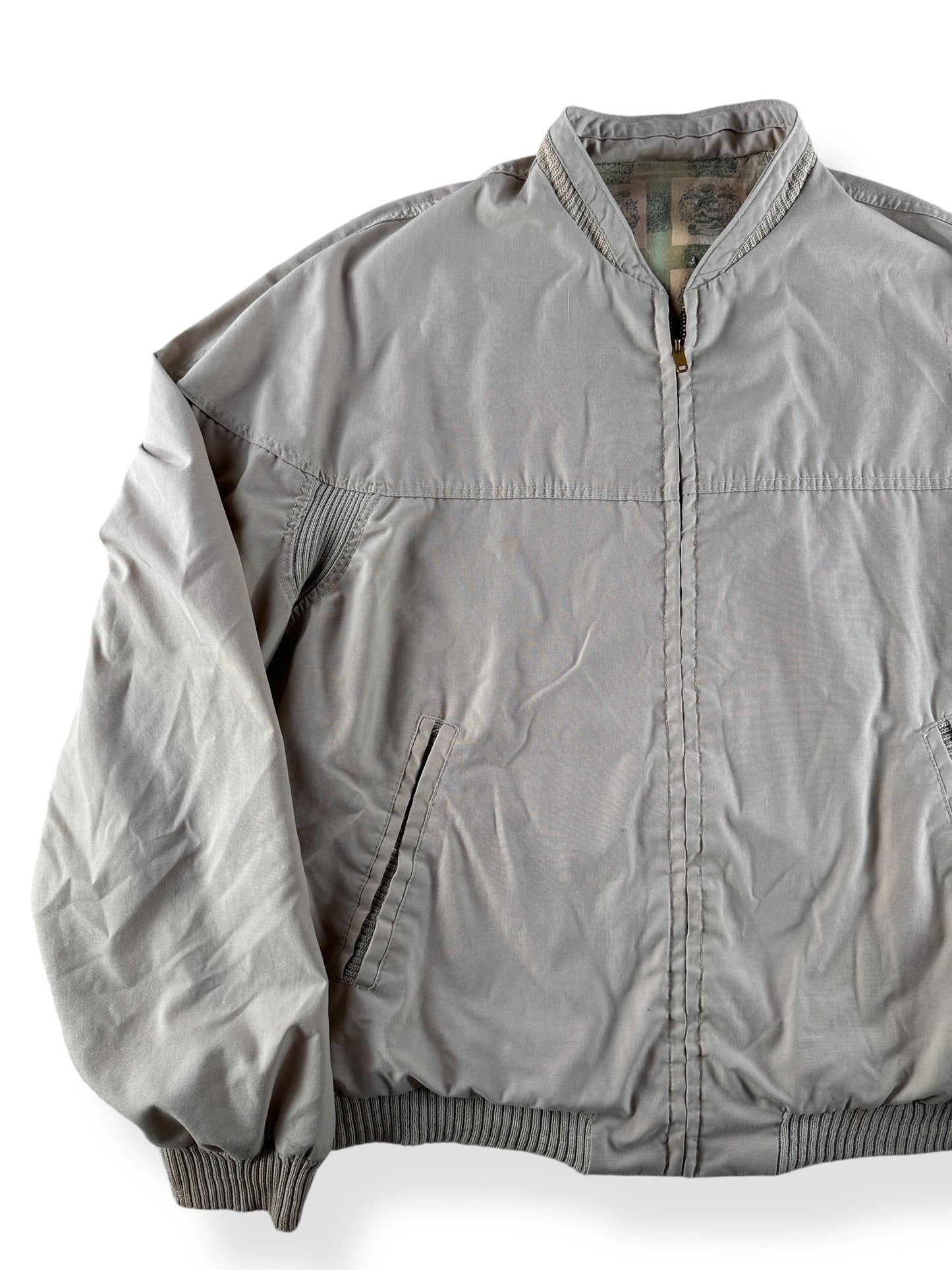 Front Right of Vintage Bomber Windbreaker SZ XL