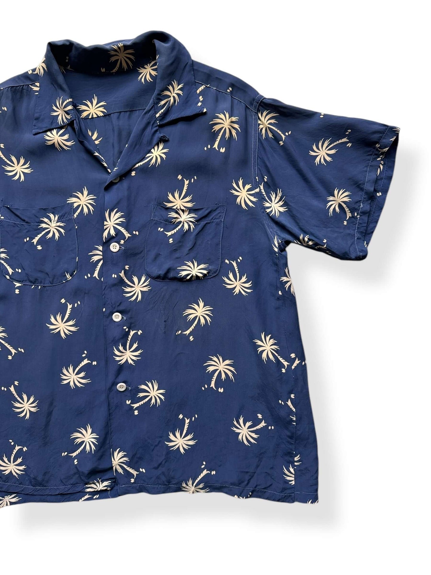 Front Left of Vintage Palm Tree Aloha SZ L