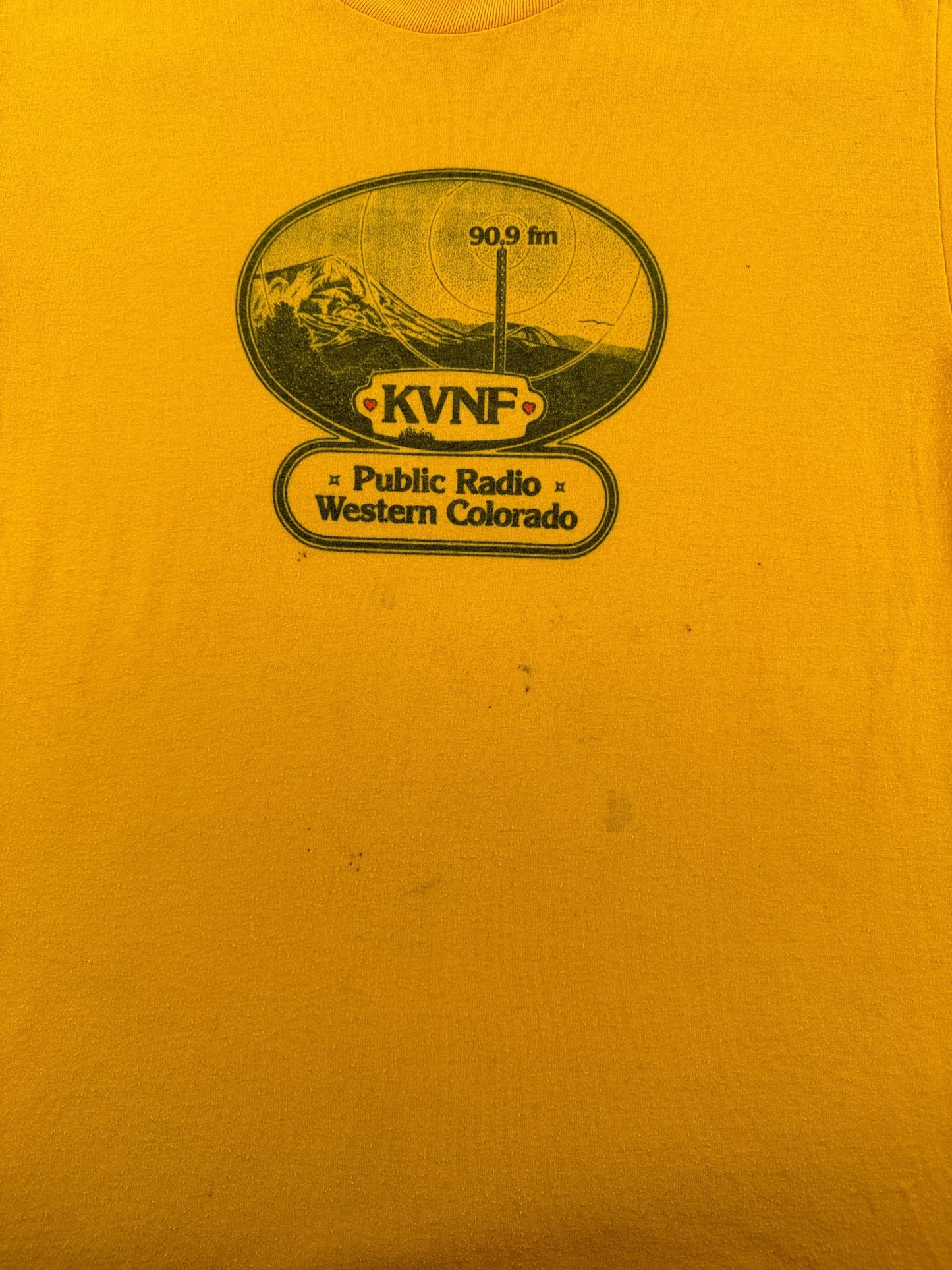Stains on Vintage KVNF Public Radio Tee SZ L