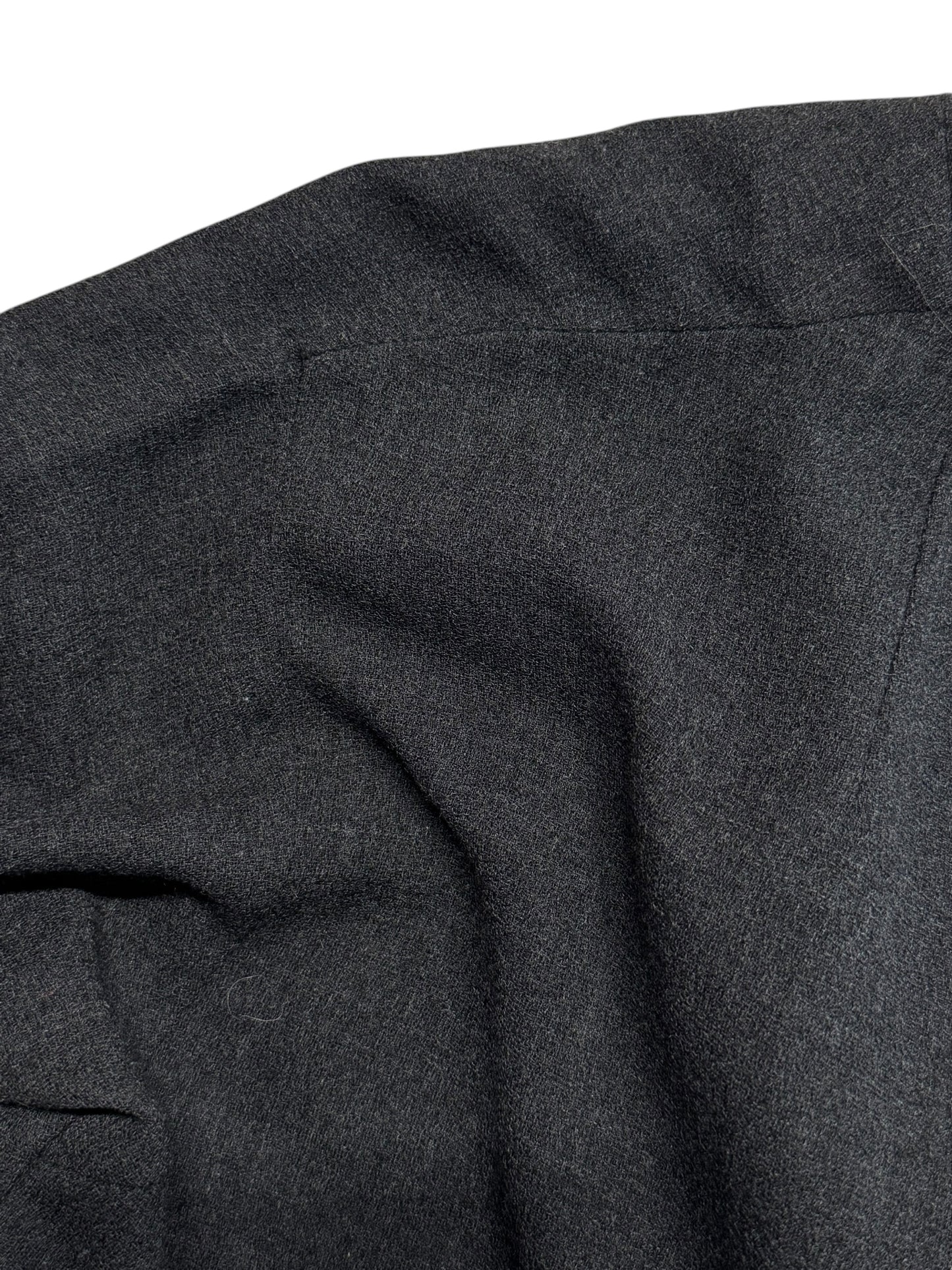 Small hole on right shoulder of 1940s Handmade Wool Peplum Dress S-M