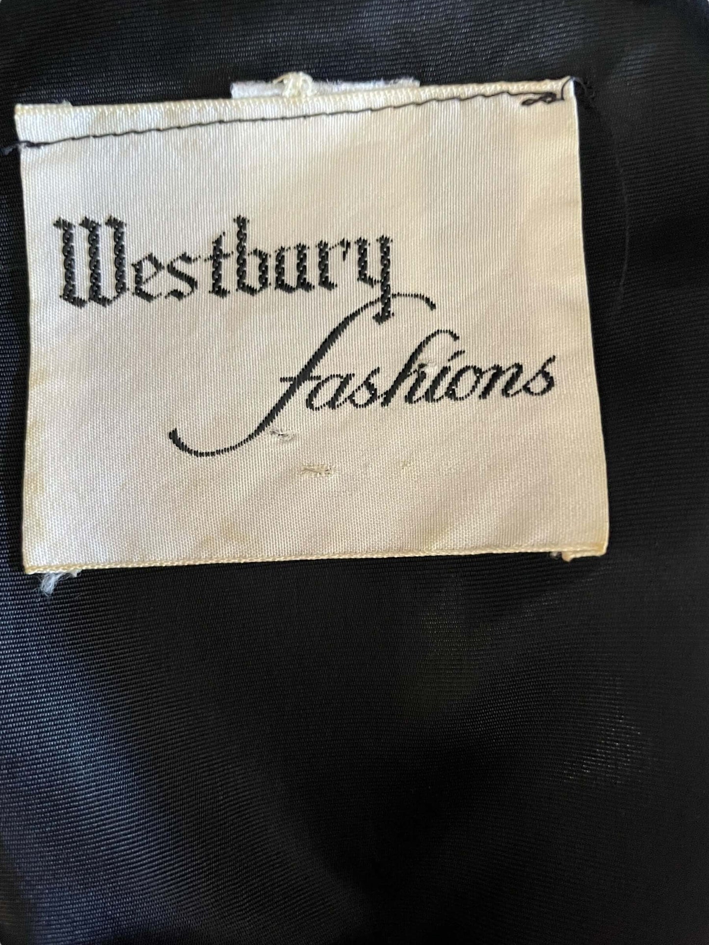 Tag view of Vintage 1960s Westbury Fashions Floral Dress SZ L | Barn Owl Vintage Dresses | Seattle Vintage Ladies Clothing