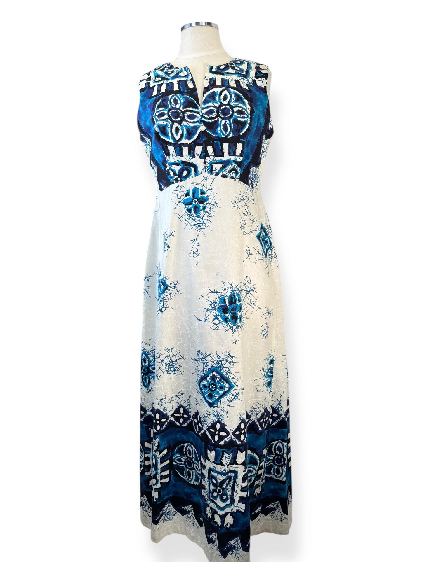 Front view of 1960s Deadstock Polynesian Bazaar Batik Maxi M-L