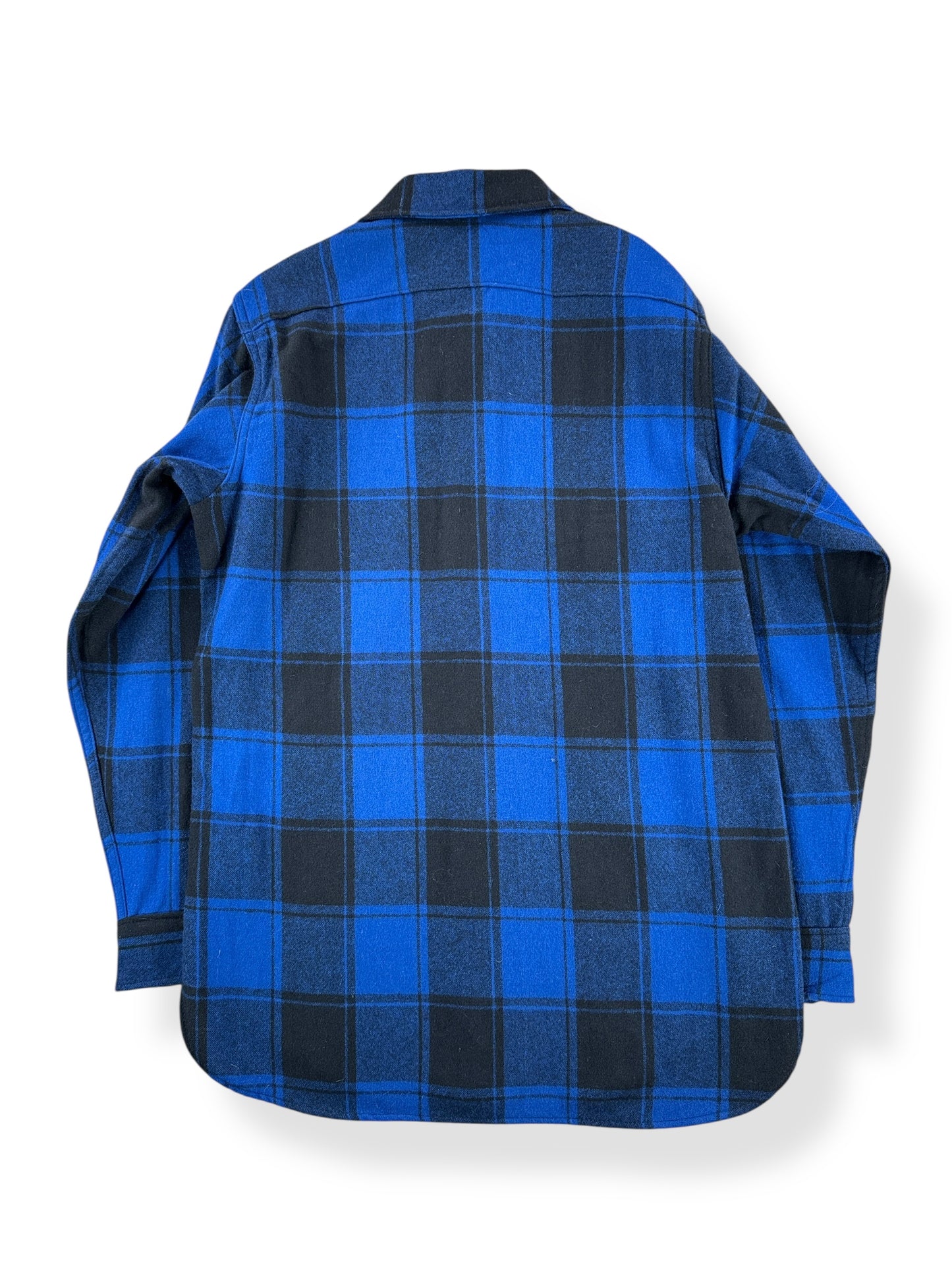 Back of Vintage Woolrich Blue and Black Wool Blend Flannel SZ M