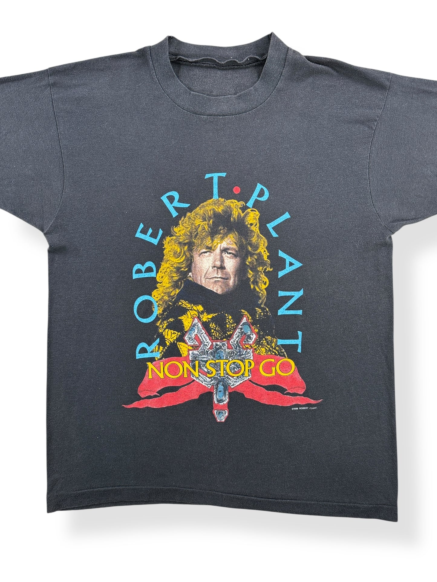 Front Close Up of Vintage '88 Robert Plant Tee SZ L