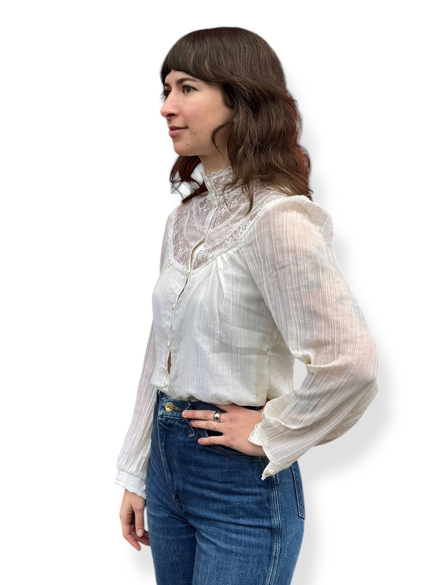 Side view of Vintage Crepe Cotton Gunne Sax Blouse L