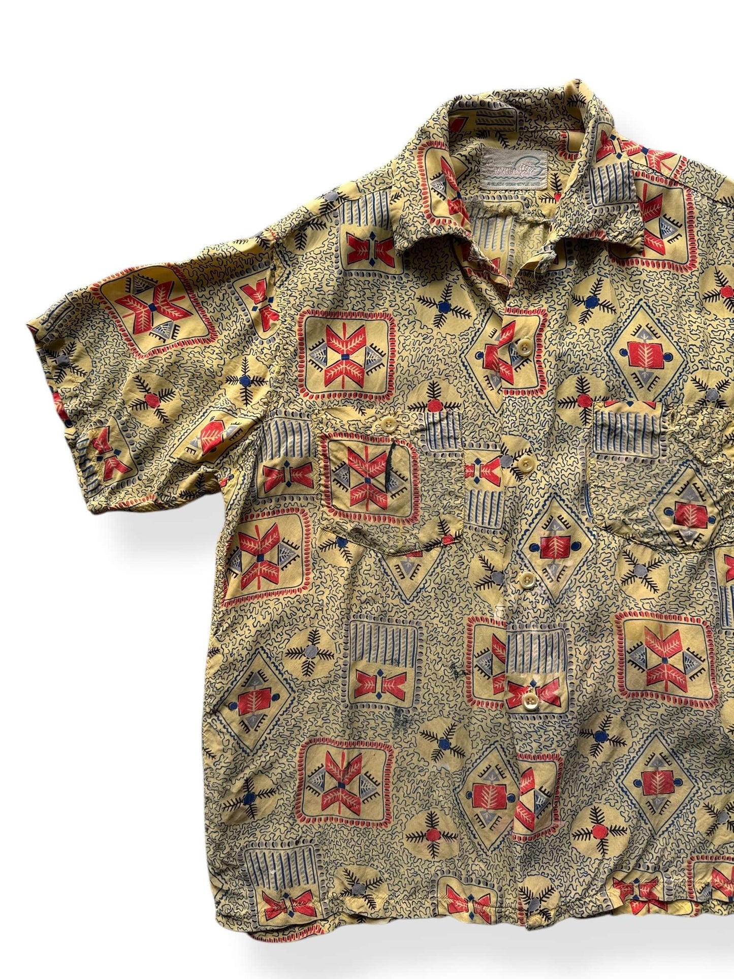 Front Right of Vintage Black Bear Corsair Aloha Shirt SZ M