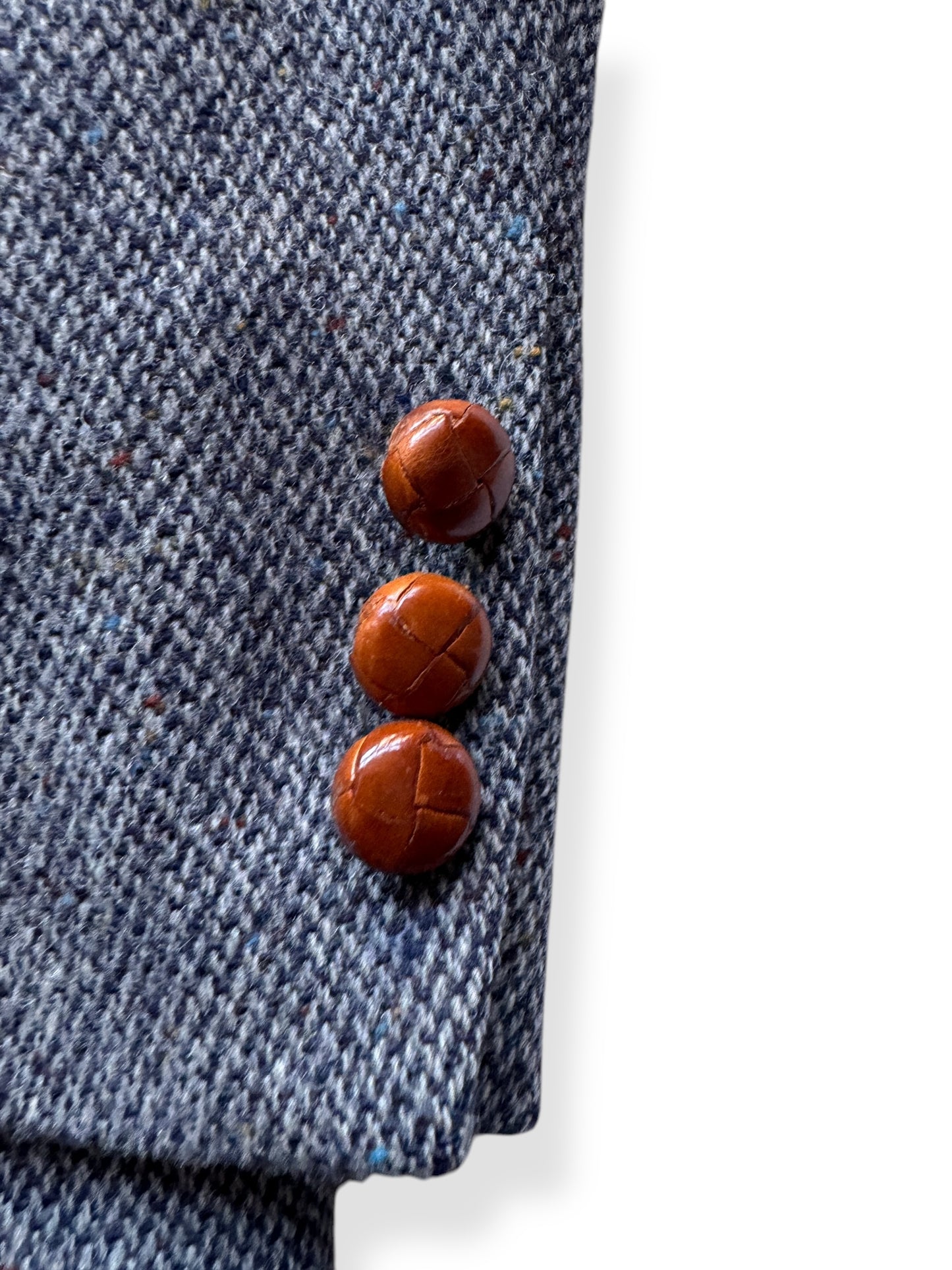 Buttons on Stewart County Wool Blazer SZ L