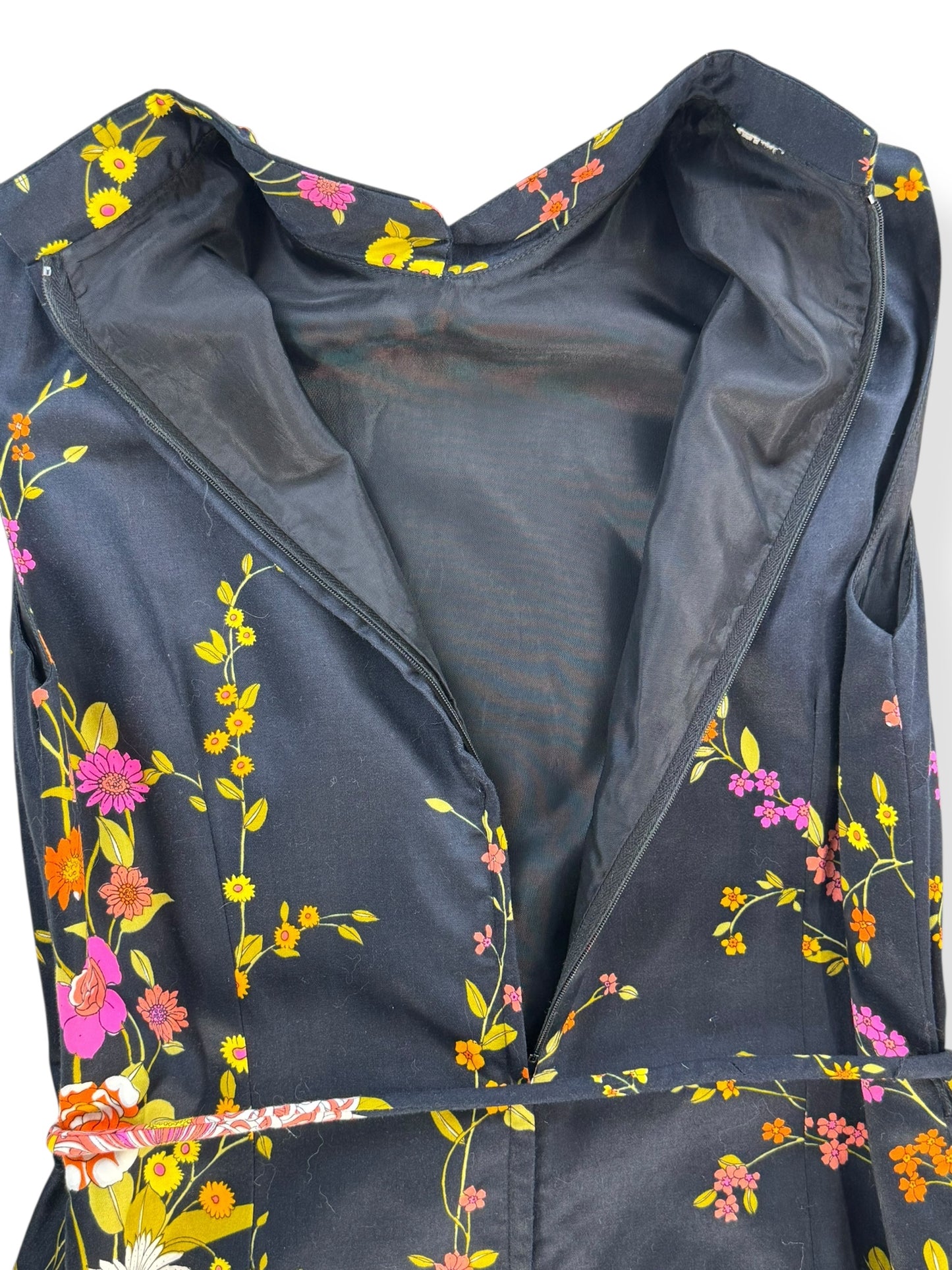 Back zipper 1960s Black Floral Dress L