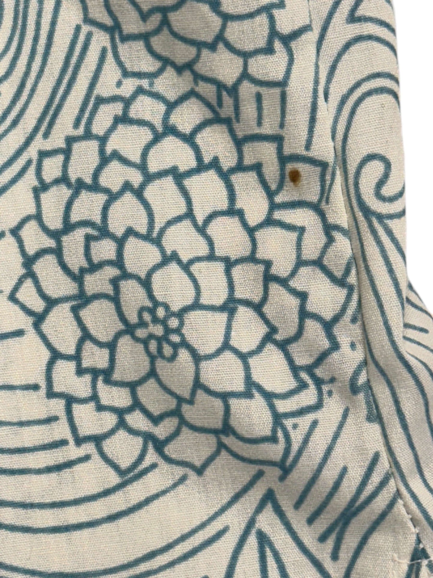 Small dot of 1960s Ruth's Blue Floral Top L