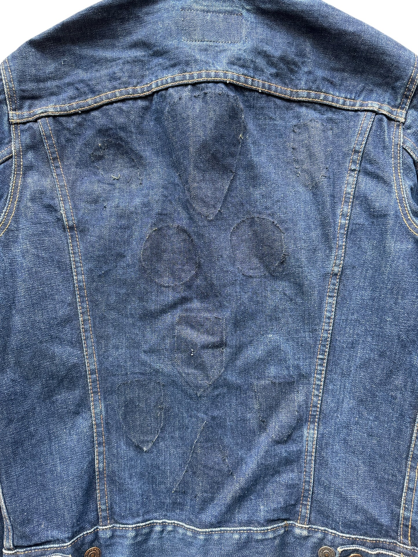 Back Close Up of Vintage Big "E" Levis 71205-0217 Type III Trucker Jacket SZ 40