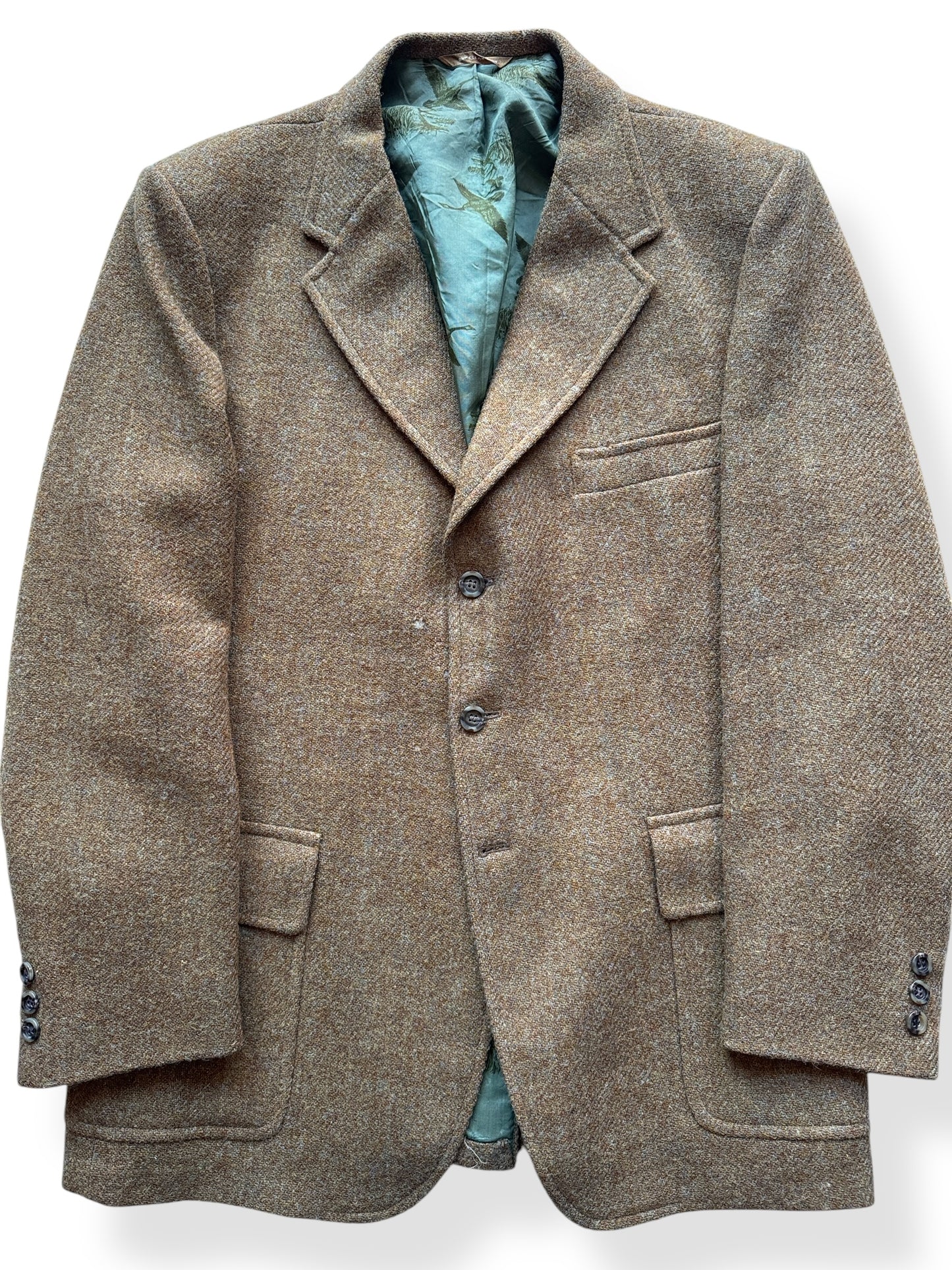 Front Close Up of Eddie Bauer Harris Tweed Sportcoat SZ L