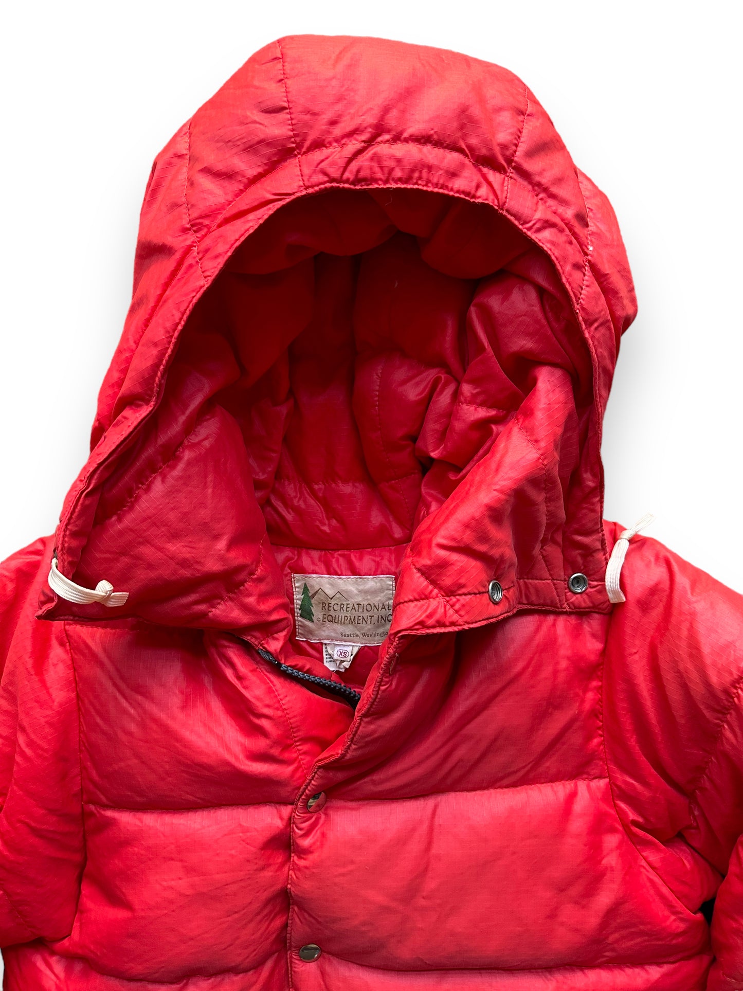 Hood View on Vintage Red REI Goose Down Puffer Jacket SZ XS | Vintage Puffer Jacket Seattle | Barn Owl Vintage Seattle