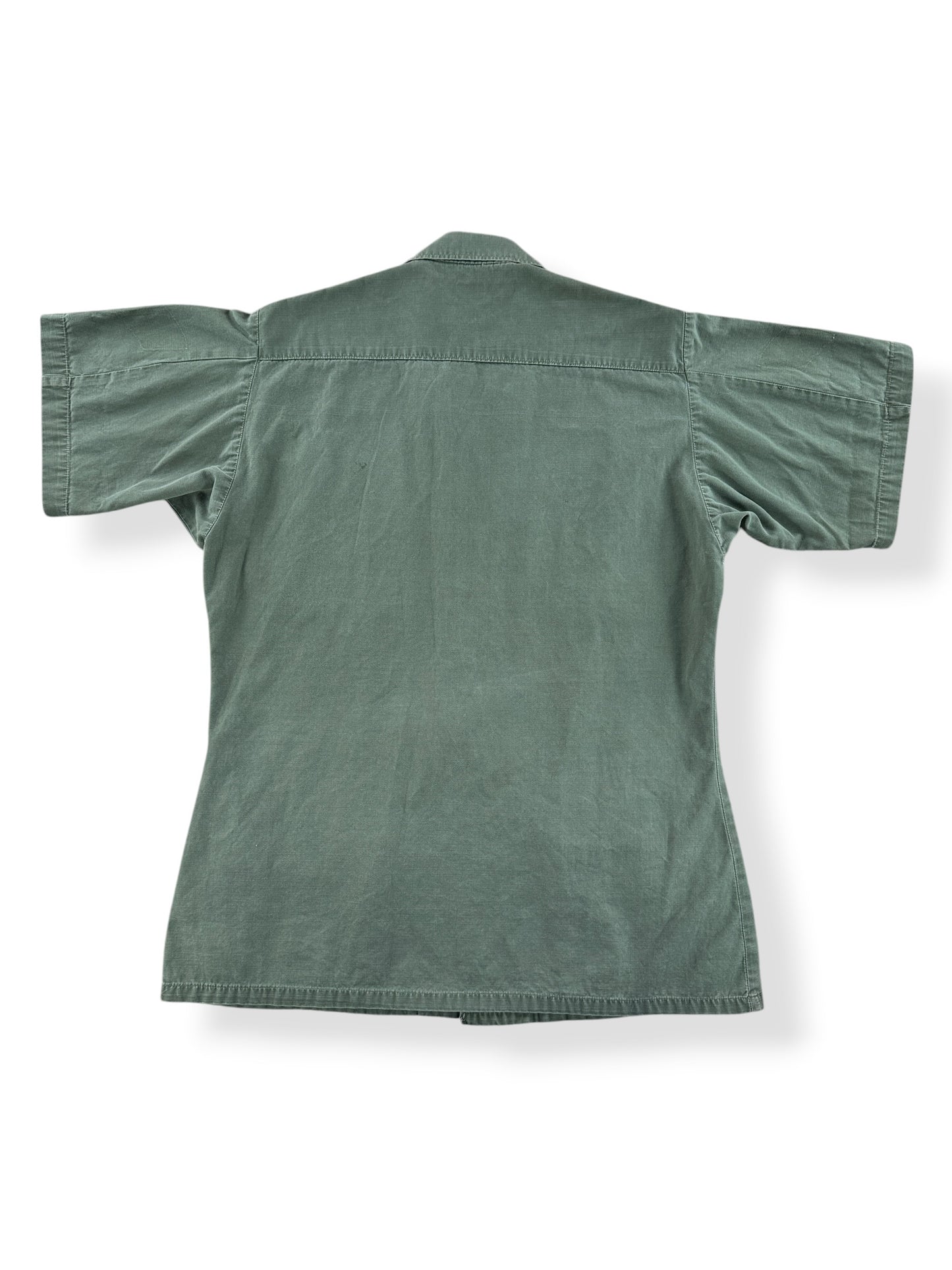 Back of Vintage Vietnam Era Rip Stop OG107 Short Sleeve Shirt SZ S