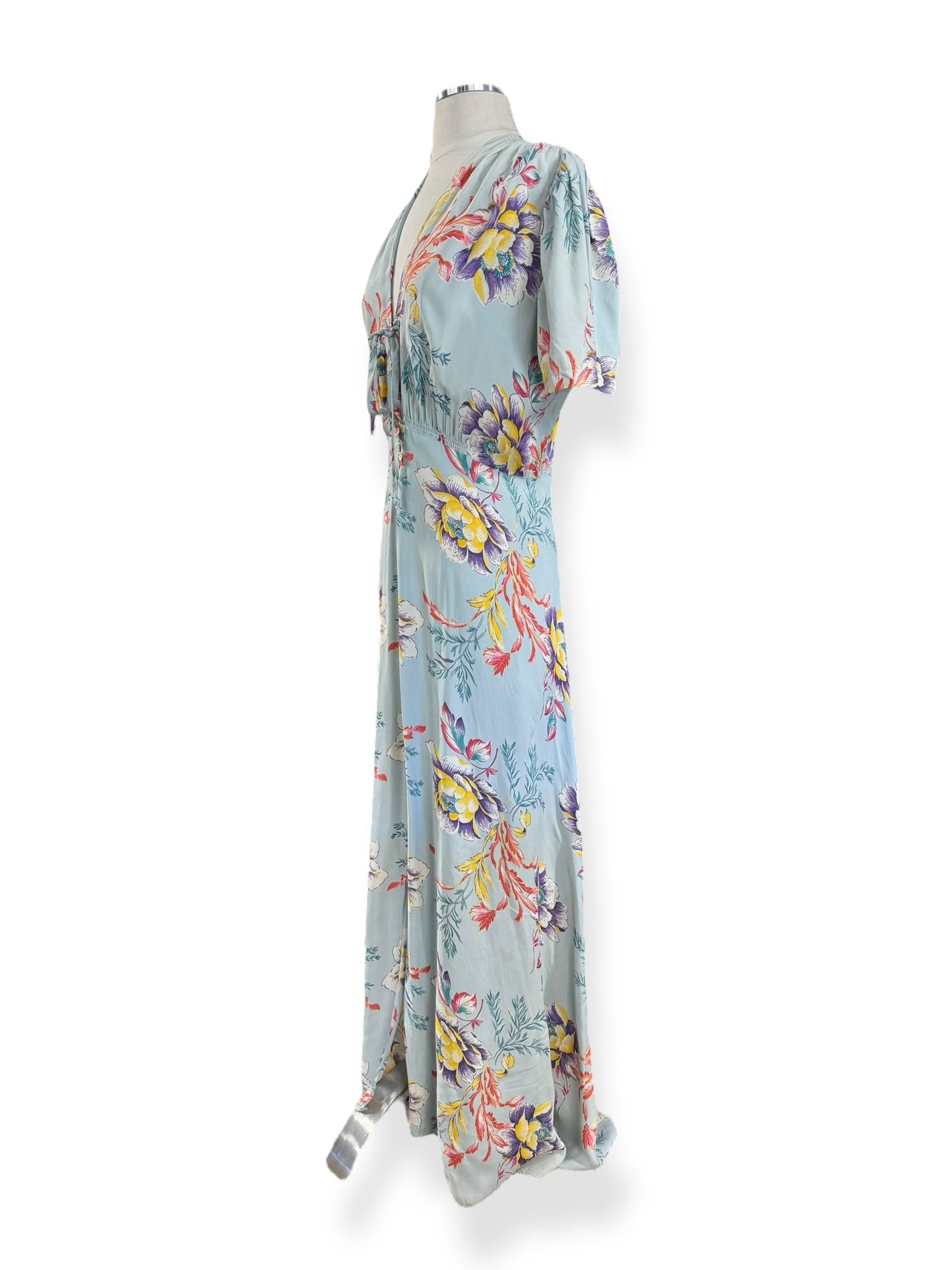 Side view of 1940s Rayon Floral Dress M-L