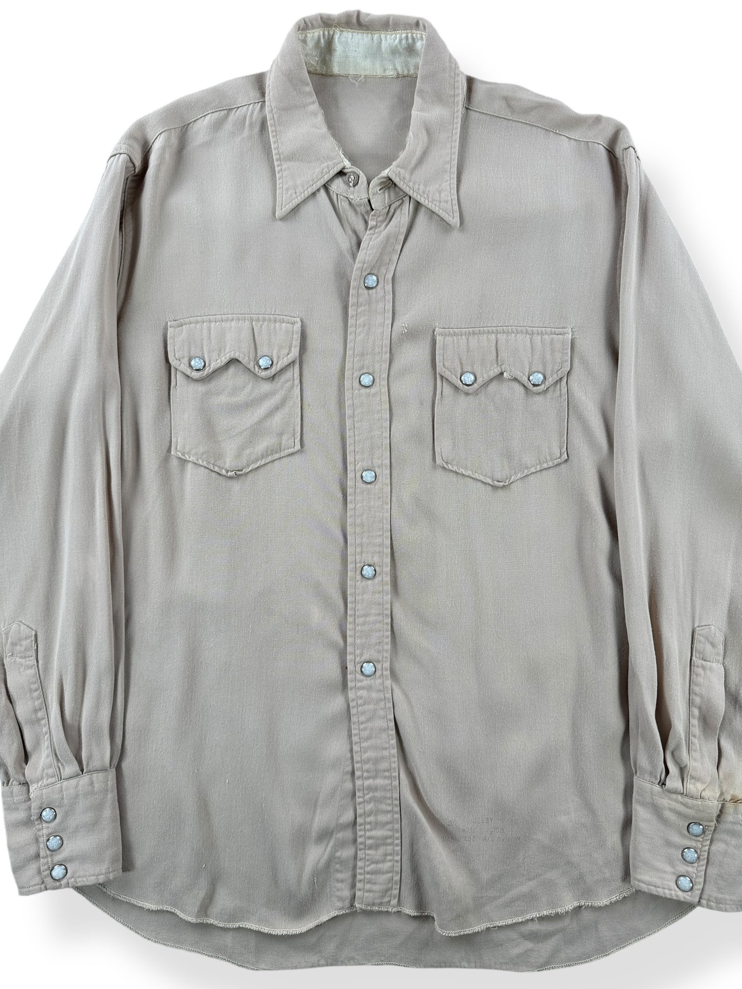 Front Close Up of Vintage Sawtooth Pocket Gabardine Pearl Snap Shirt SZ M