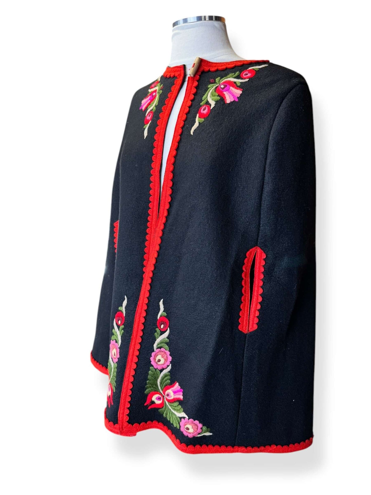 Side of Vintage Hungarian Embroidered Wool Cape M