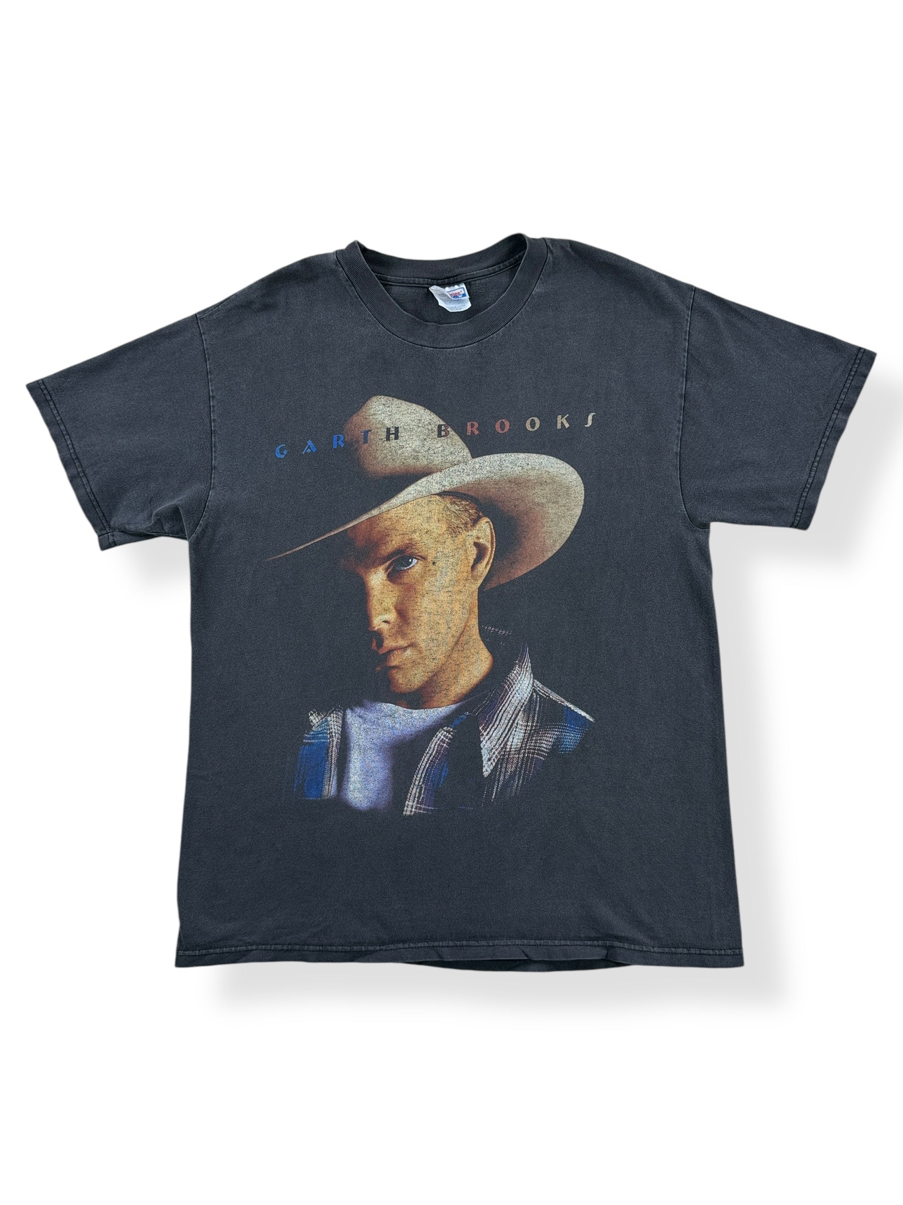 Front of Vintage Garth Brooks Tee SZ L