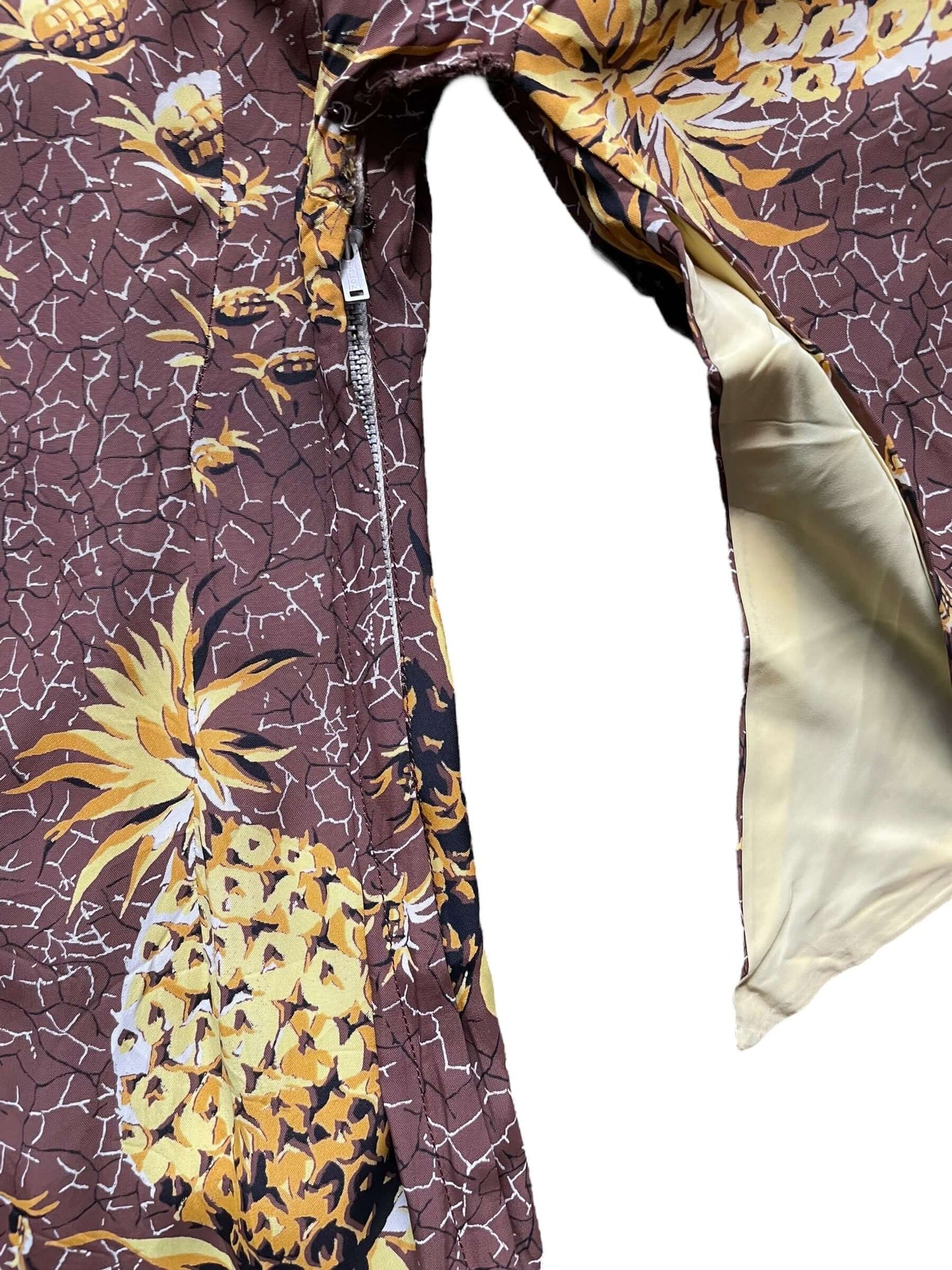 Talon zipper view of 1940s Malihini Rayon Pineapple Dress XS-S