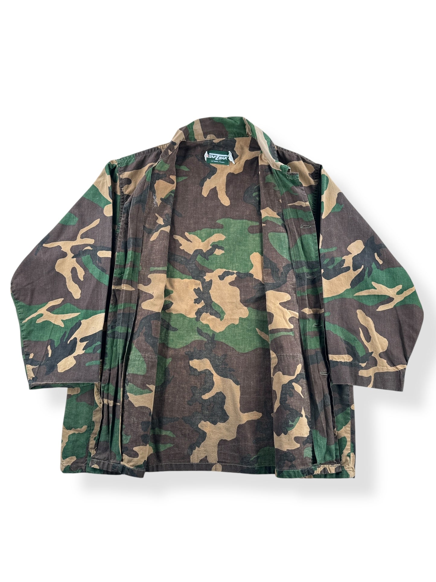 Inside of Vintage SafeTBak Camo Chore SZ XL