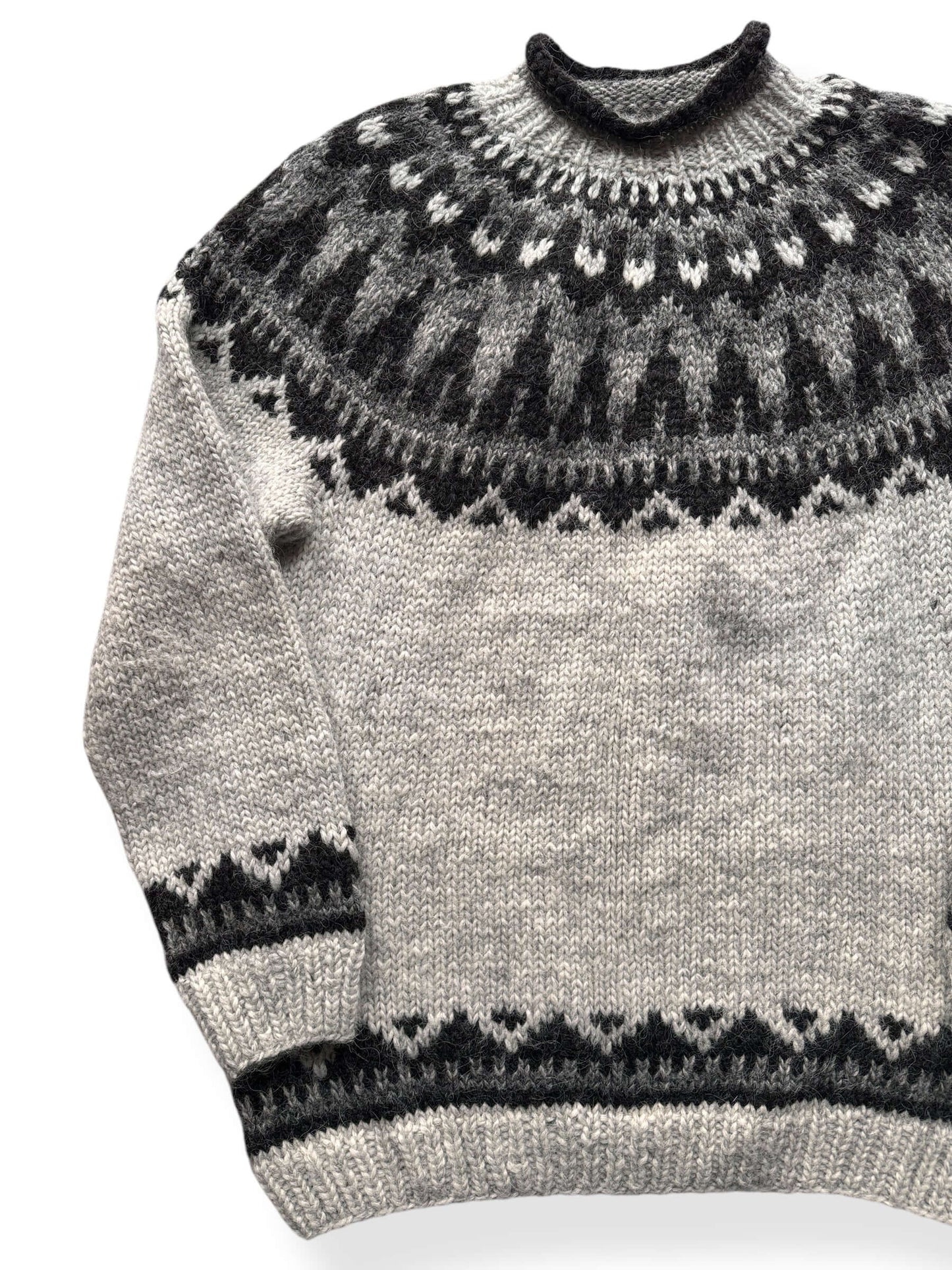 Front Right of Vintage Grey & Black Handknit Icelandic Sweater SZ XL