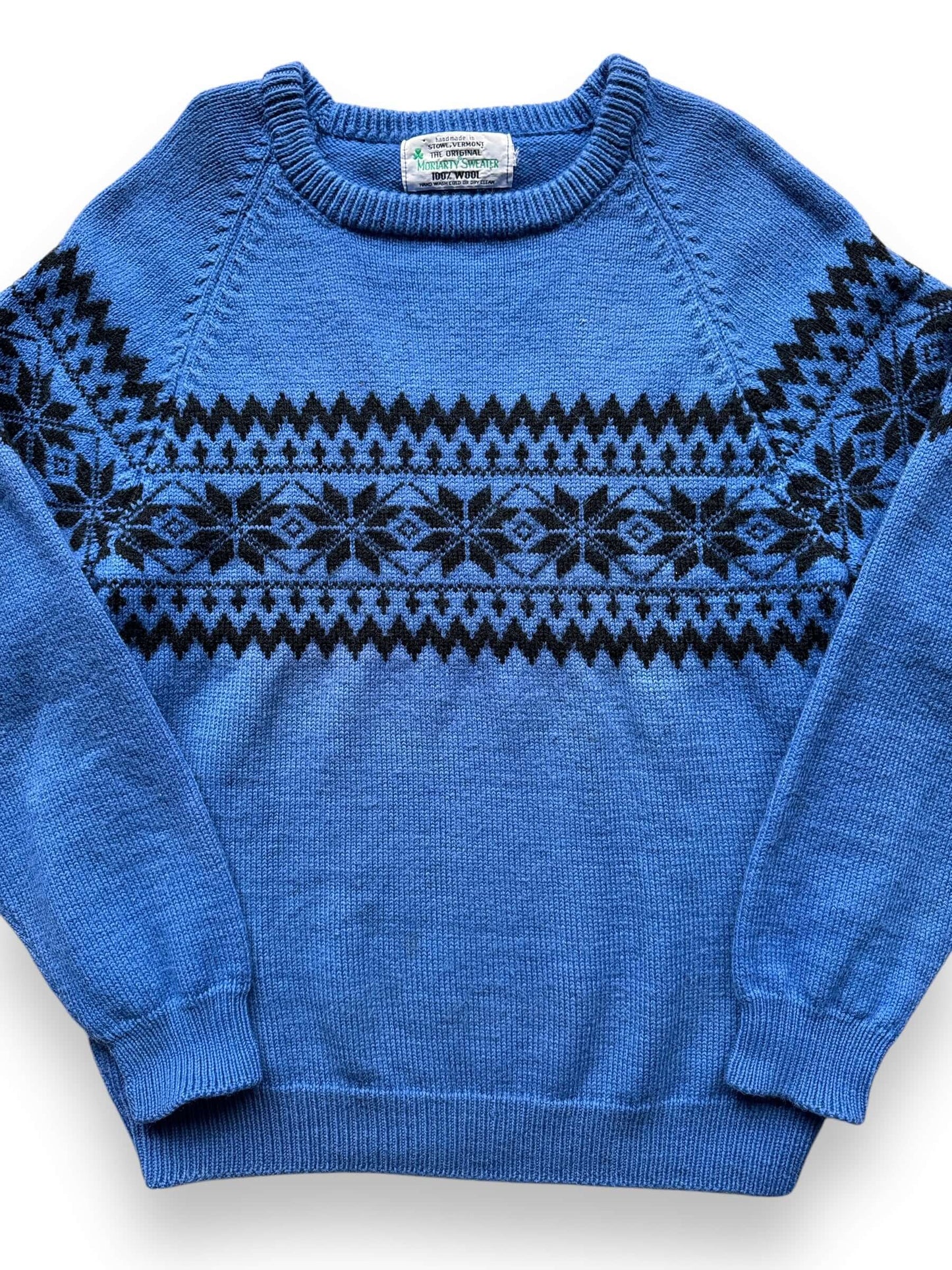 front close up of Vintage Moriarty Blue Festive Wool Knit Sweater SZ M