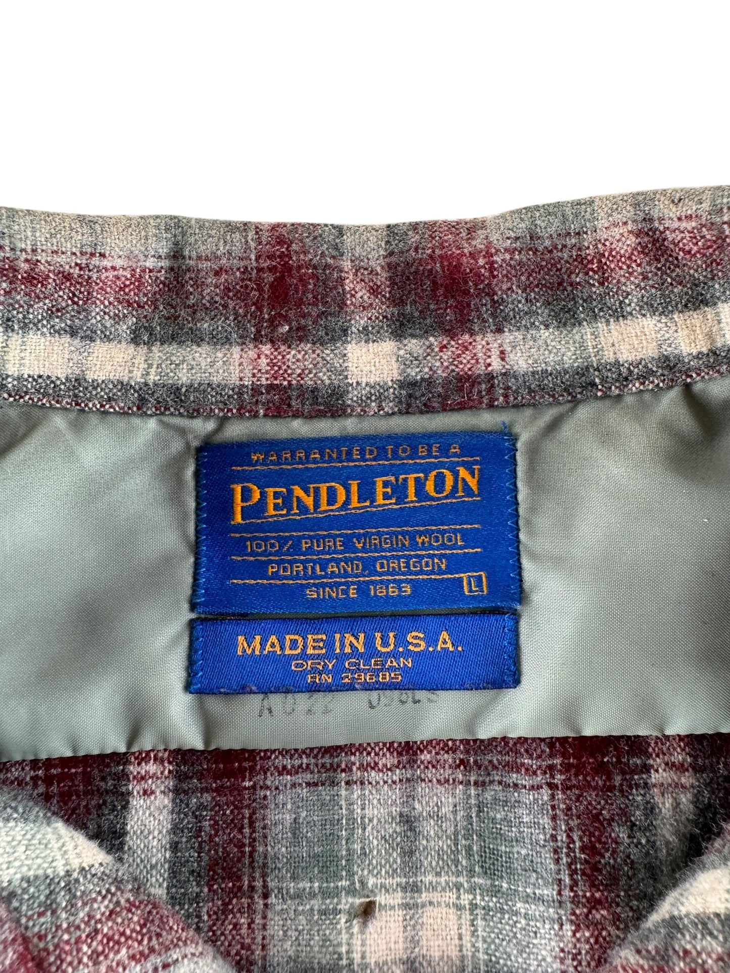 Tag on Pendleton Made in USA Wool Board Shirt SZ L