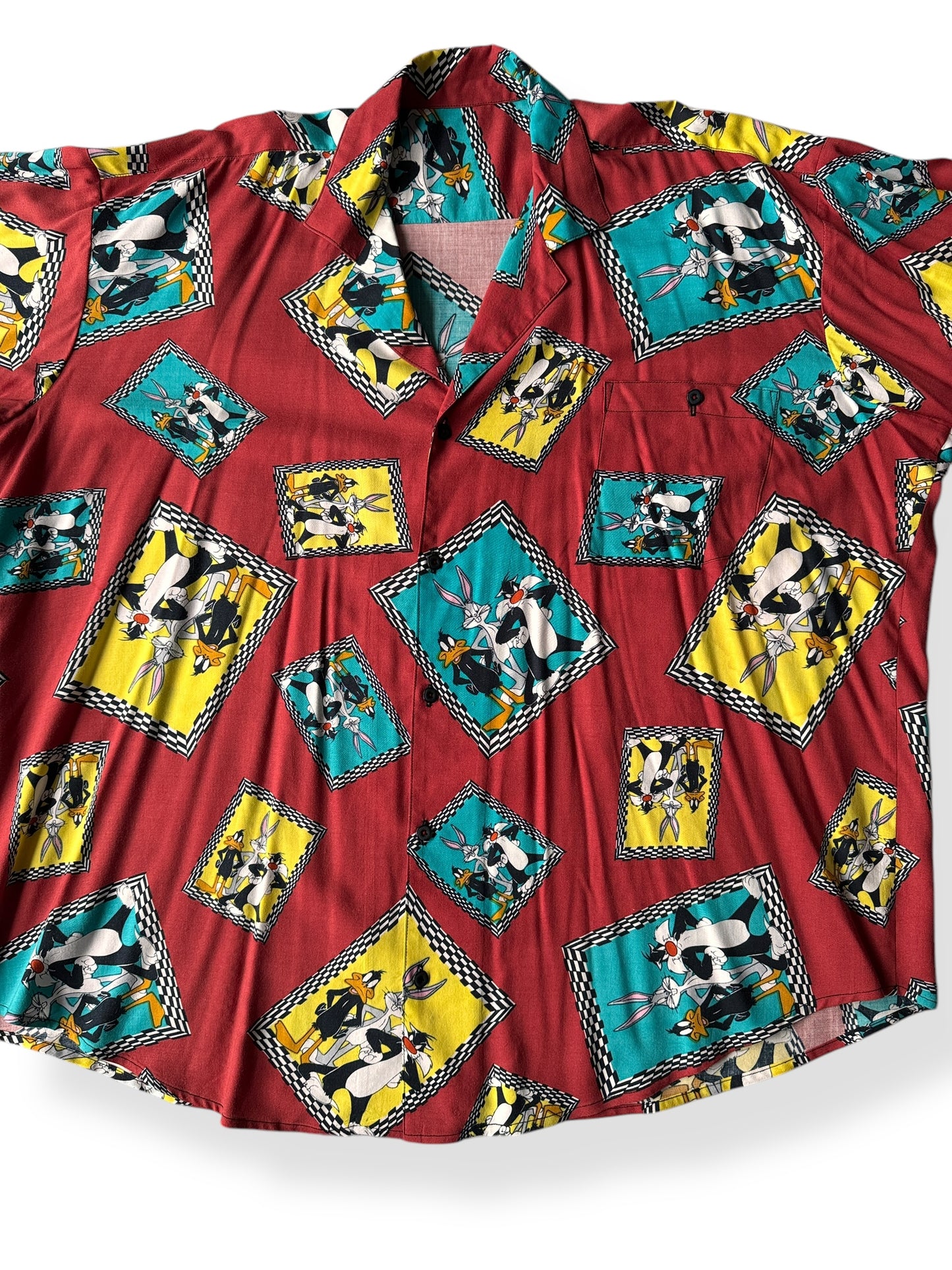 Front Close Up of Vintage Maroon Looney Tunes Button Up SZ XXL