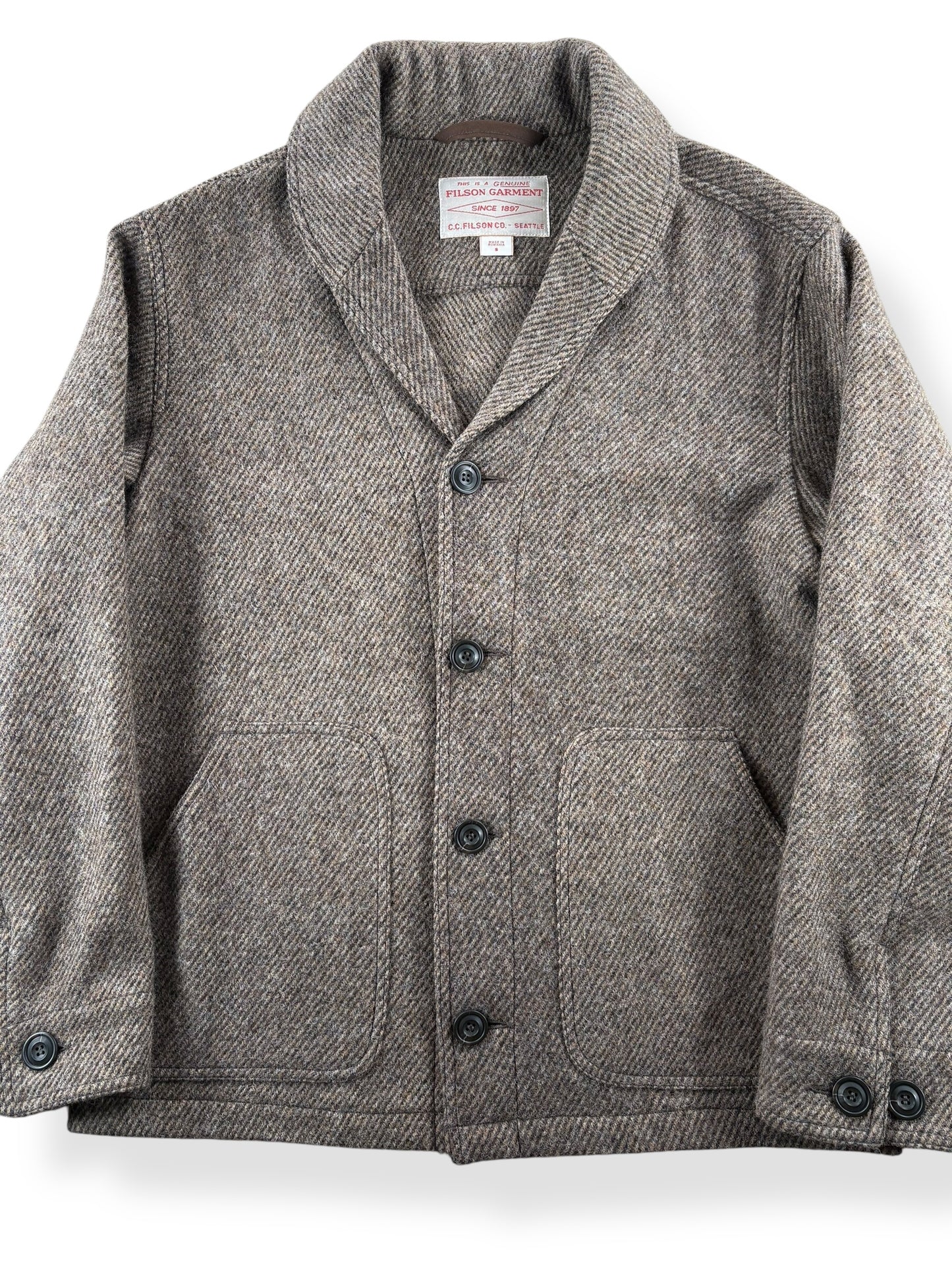 Front Close Up of Modern Filson Decaturn Island Wool Jacket SZ S