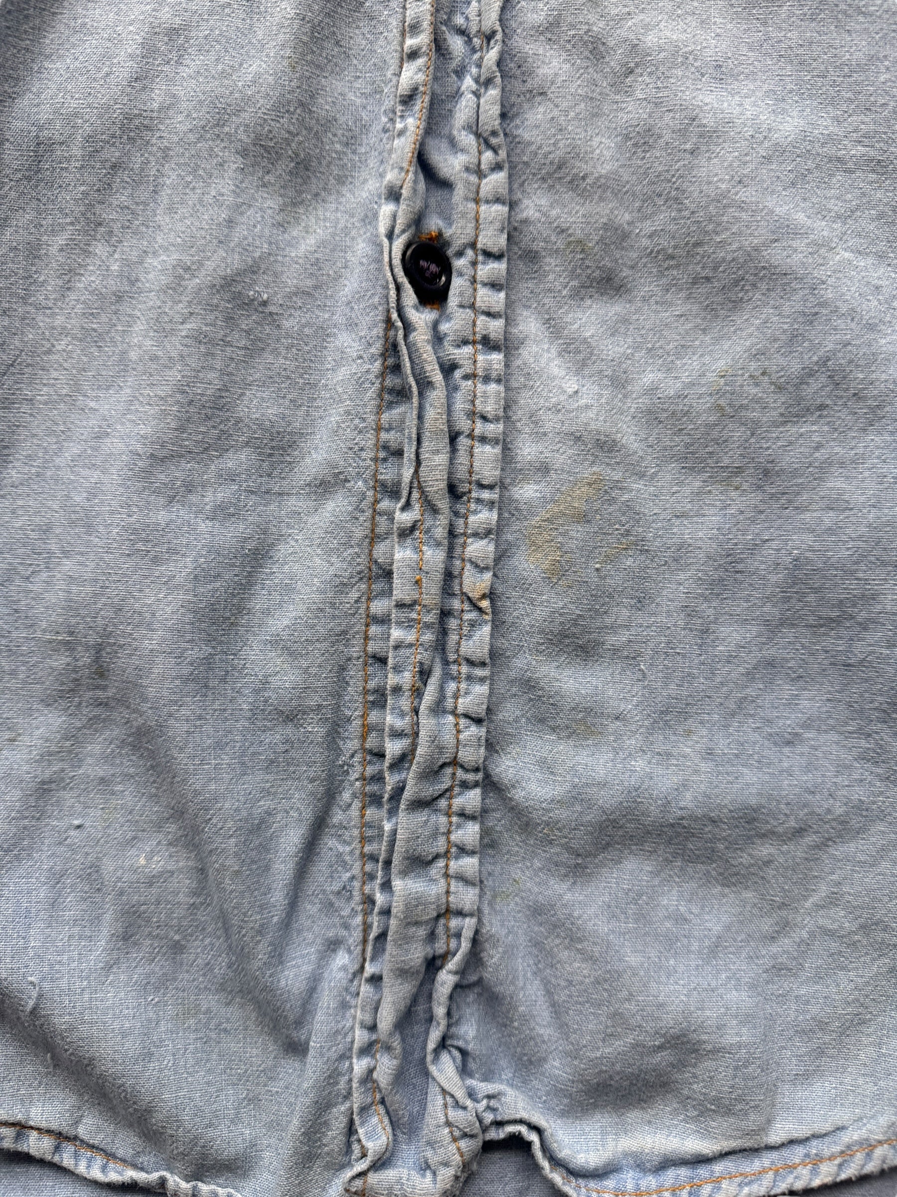 Stains on 70s Levis Chambray SZ M