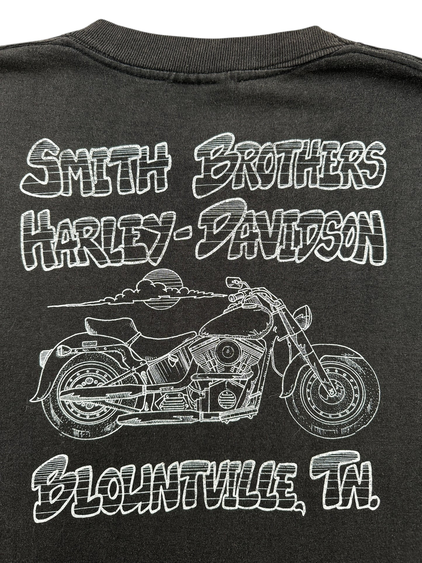 Back of Vintage 3D Emblem Smart Brothers Harley-Davidson Blountville Tee SZ XL