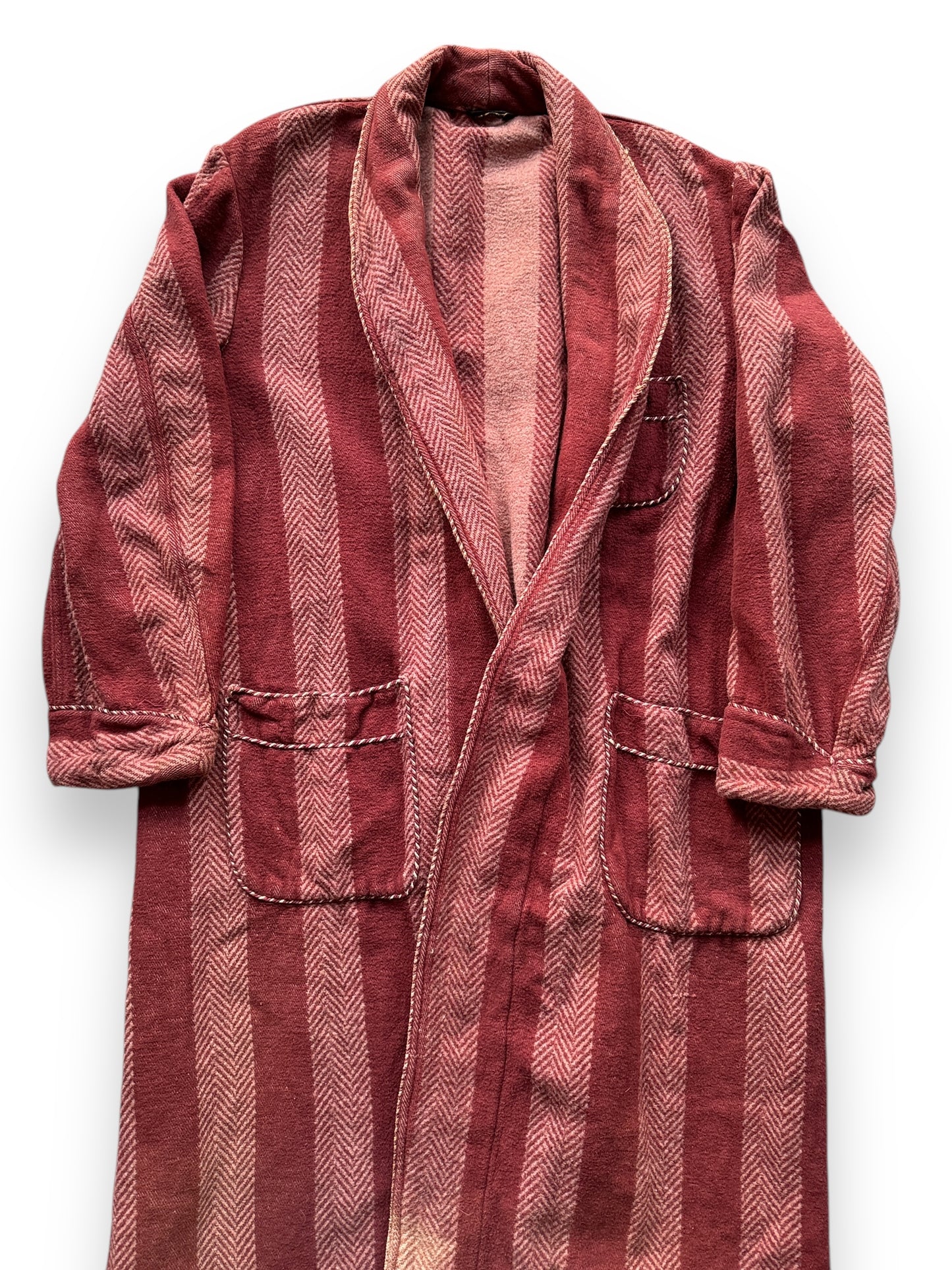 front close up of Vintage Beacon Robe SZ XL