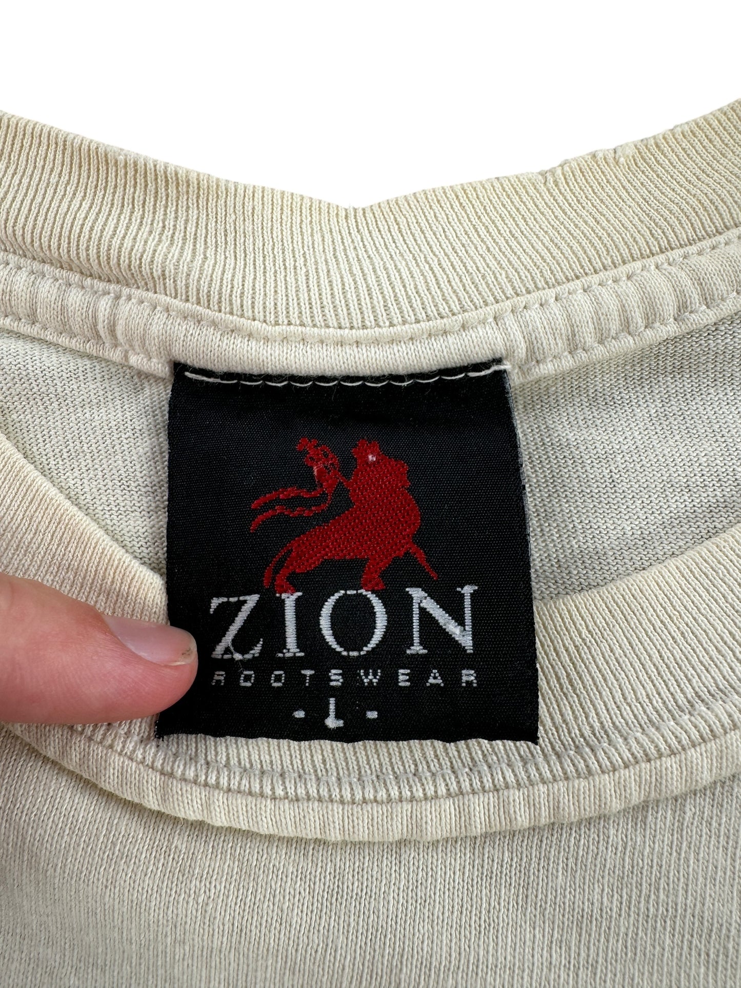 Tag on Vintage Y2k Zion Rootswear Bob Marley Tee SZ L